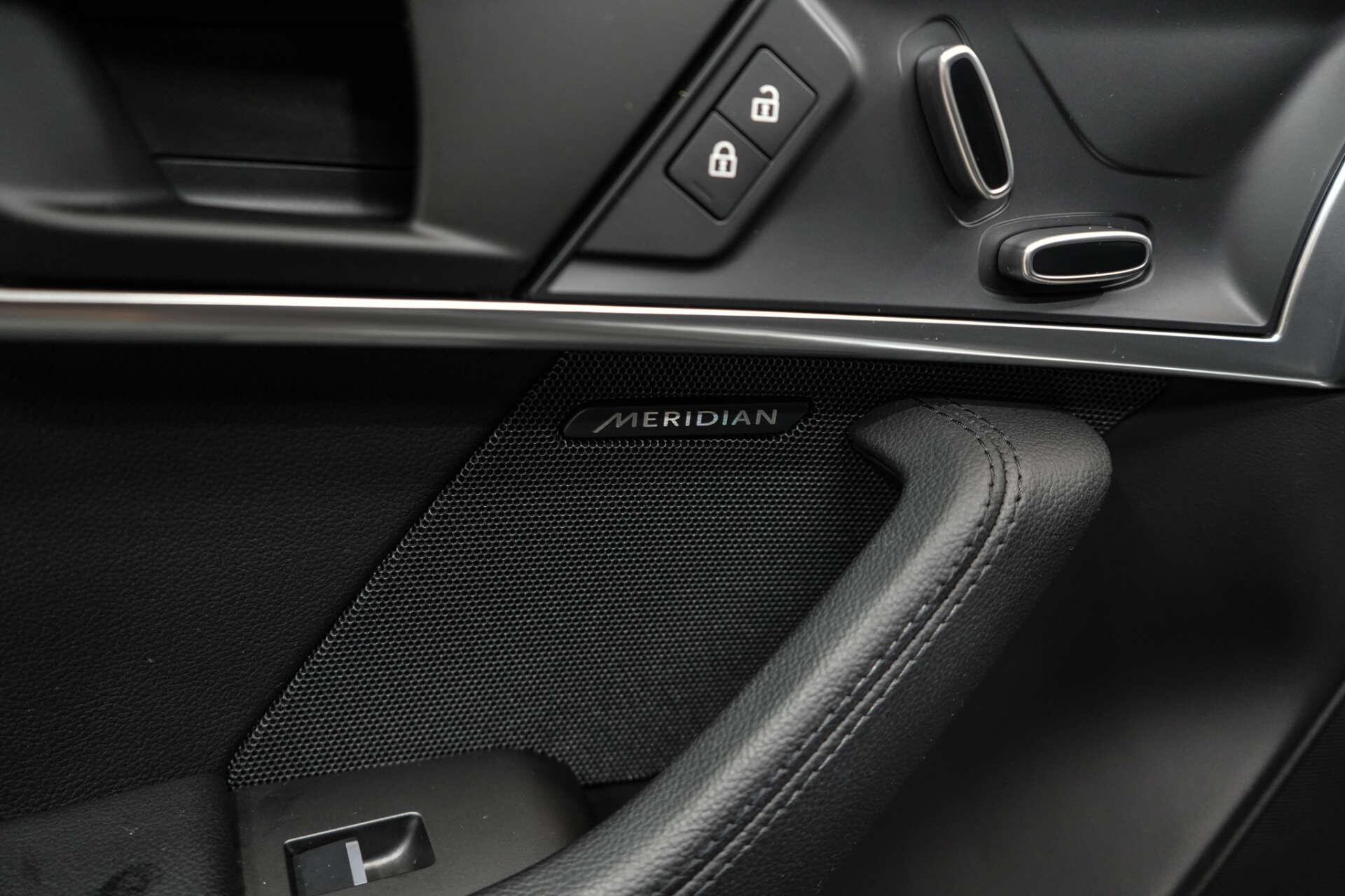 Jaguar F-Type view 19