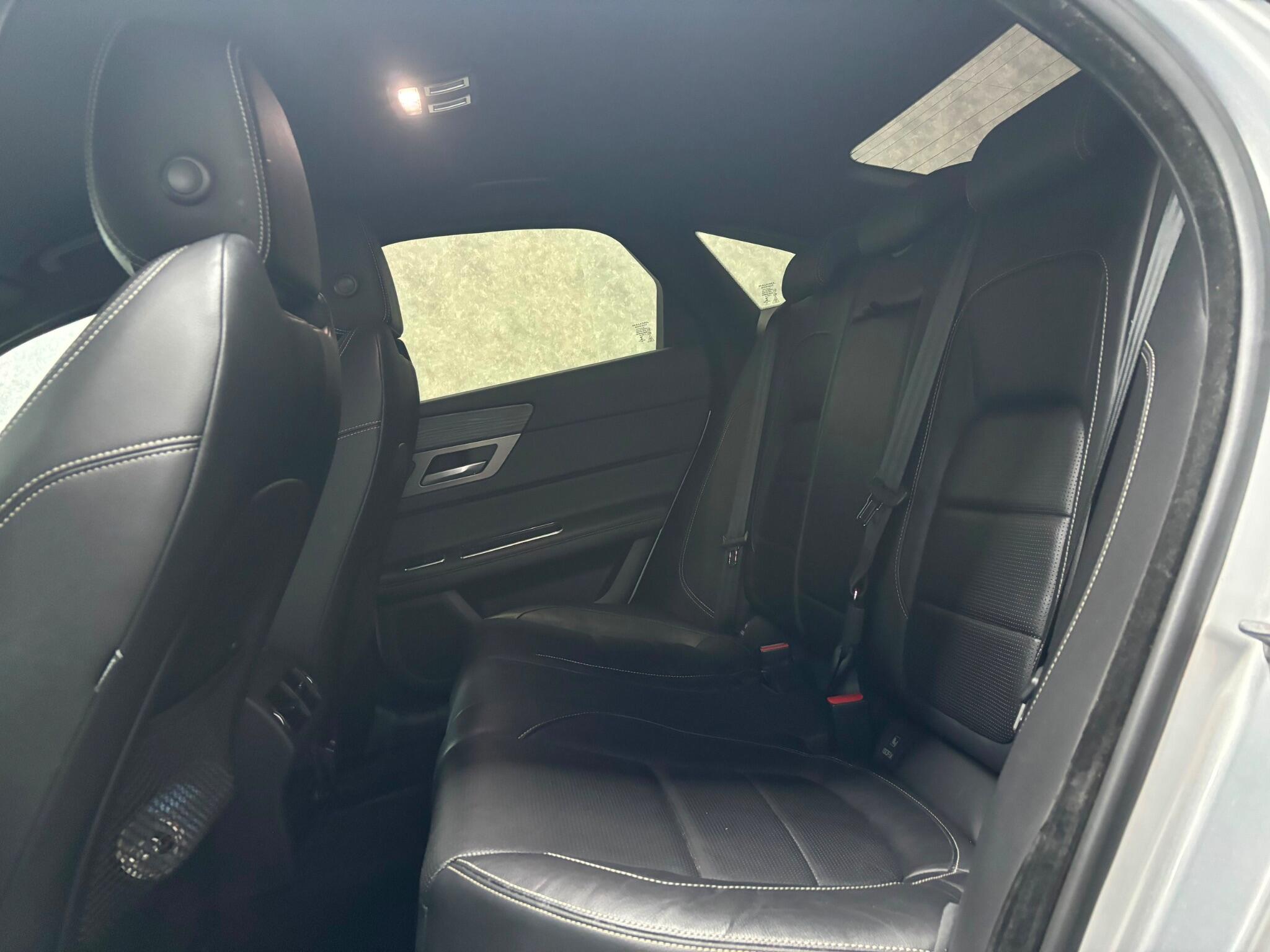 Jaguar XF view 7