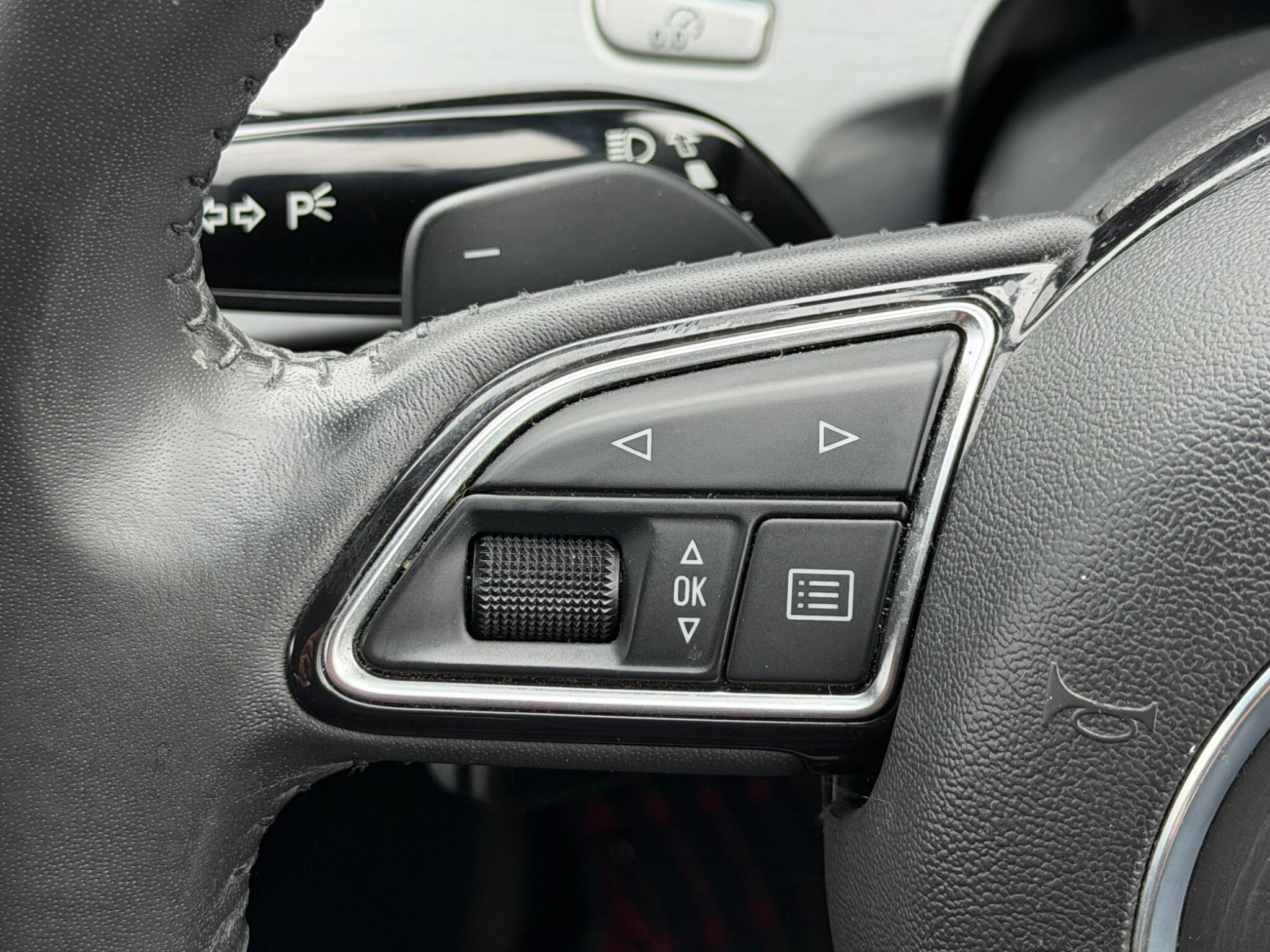Audi A8 view 26