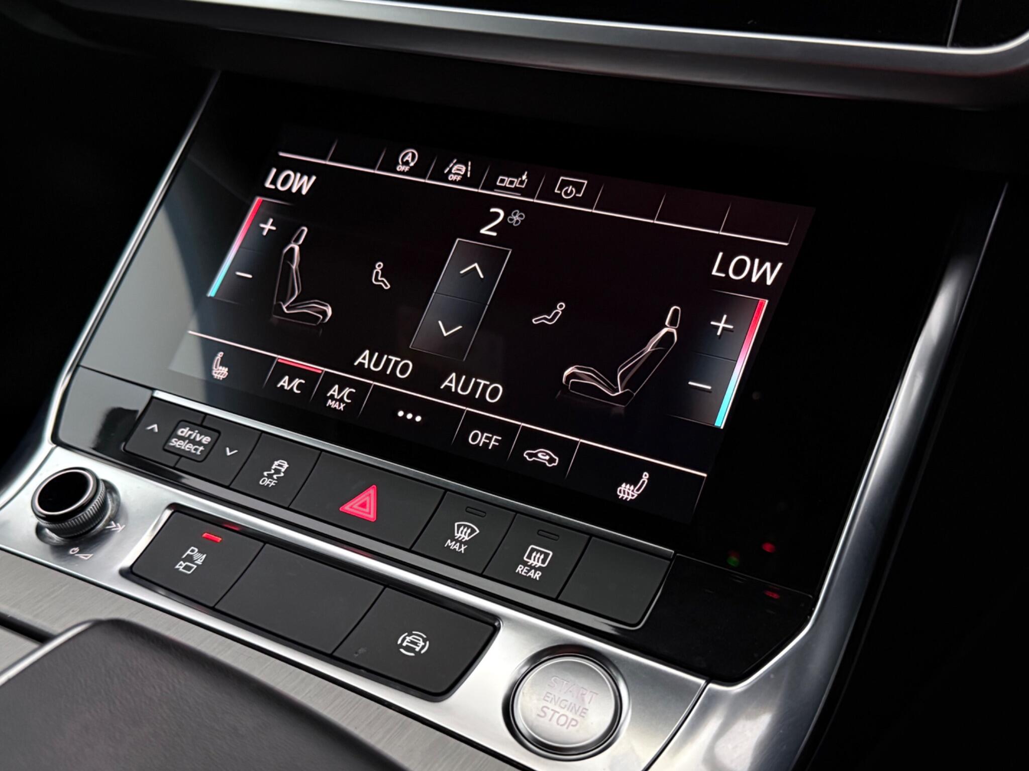 Audi A6 view 28