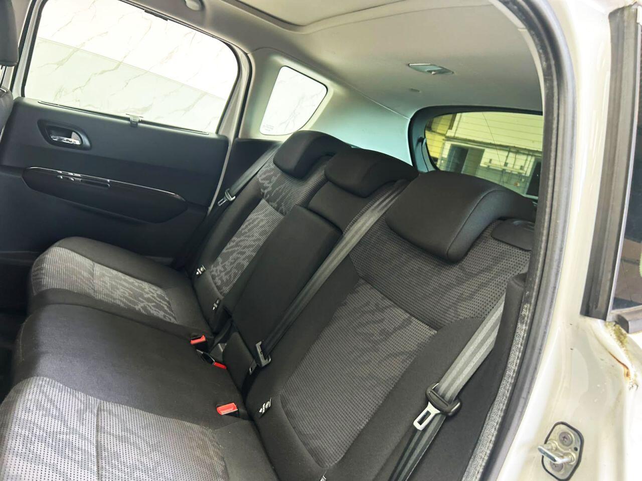 Peugeot 3008 view 22