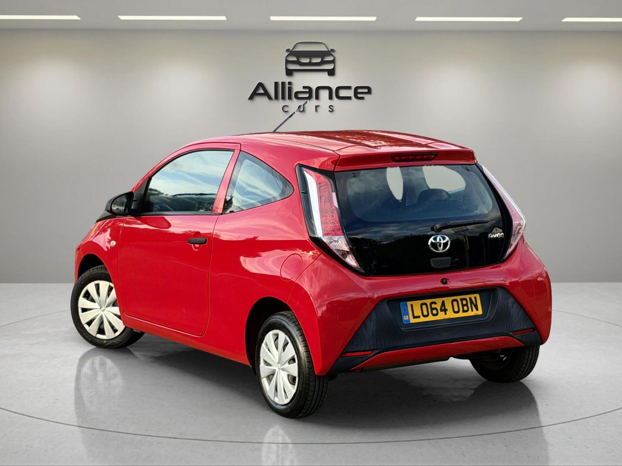 Toyota Aygo view 3