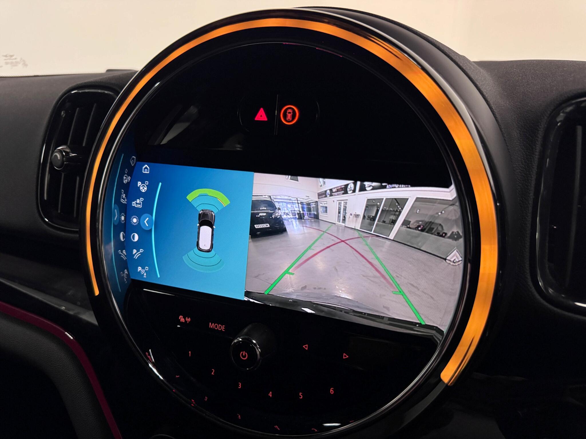 Mini Countryman view 8