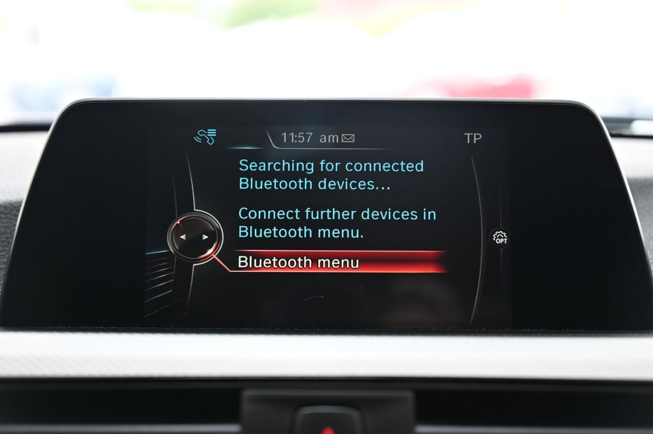 BMW 3 Series view 28