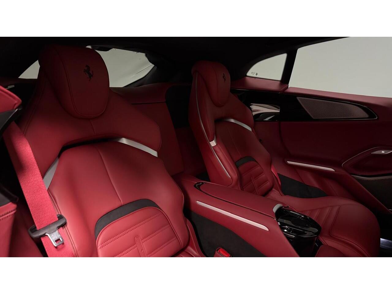 Ferrari Purosangue view 19