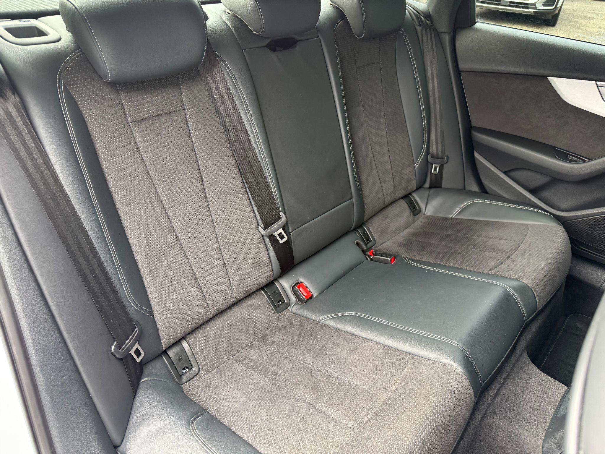Audi A4 view 17