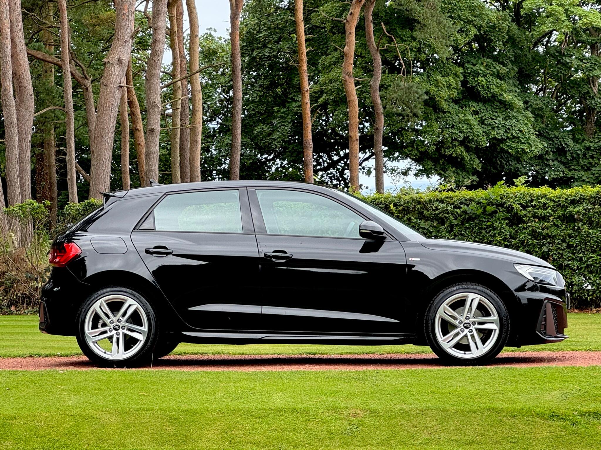Audi A1 view 12