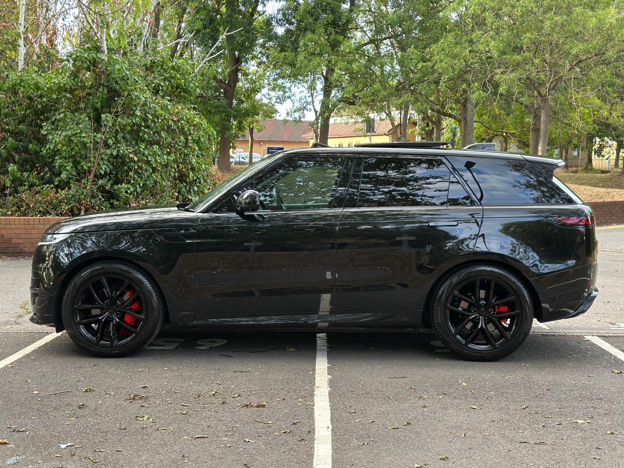 Land Rover Range Rover Sport view 6