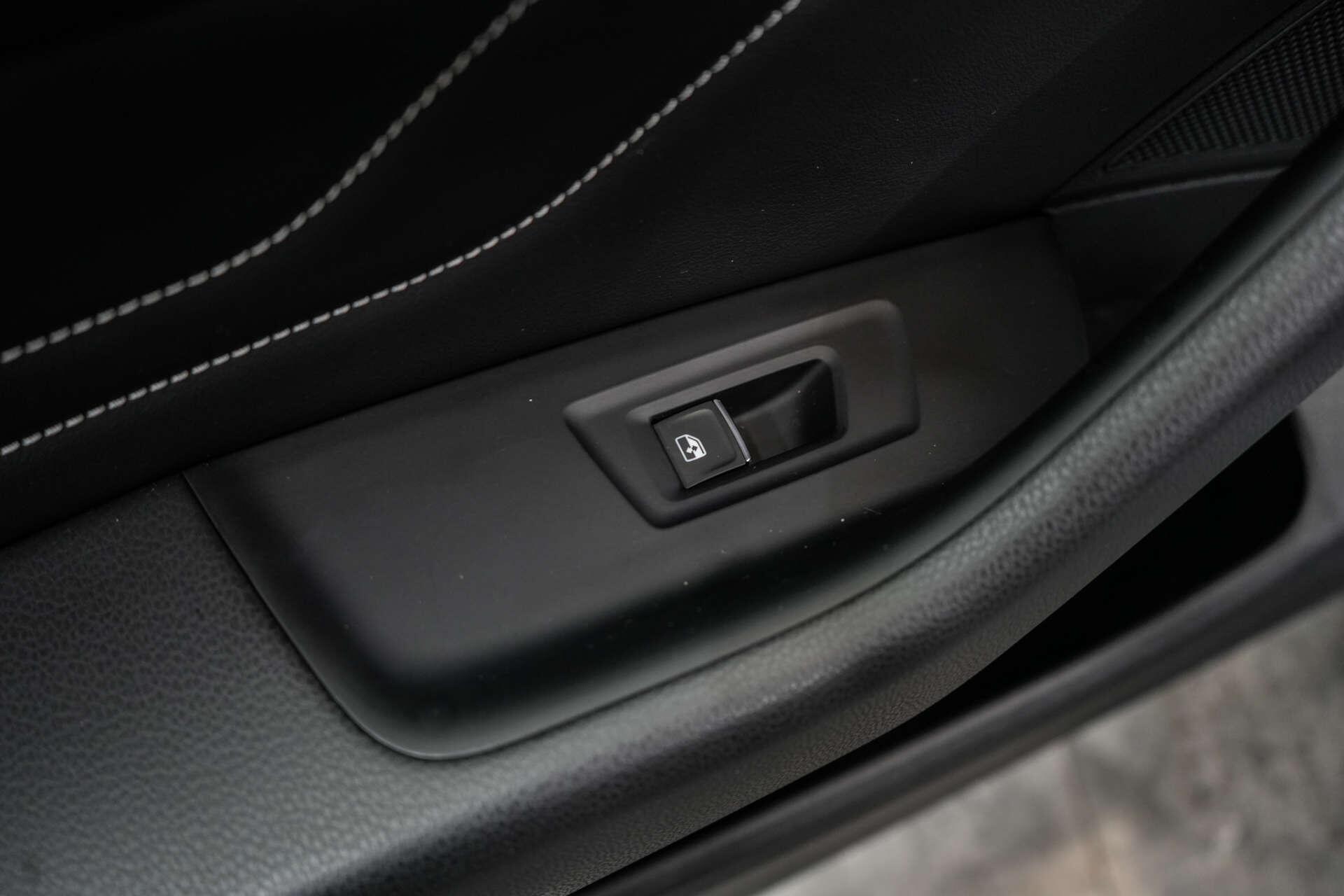 Volkswagen Passat view 18