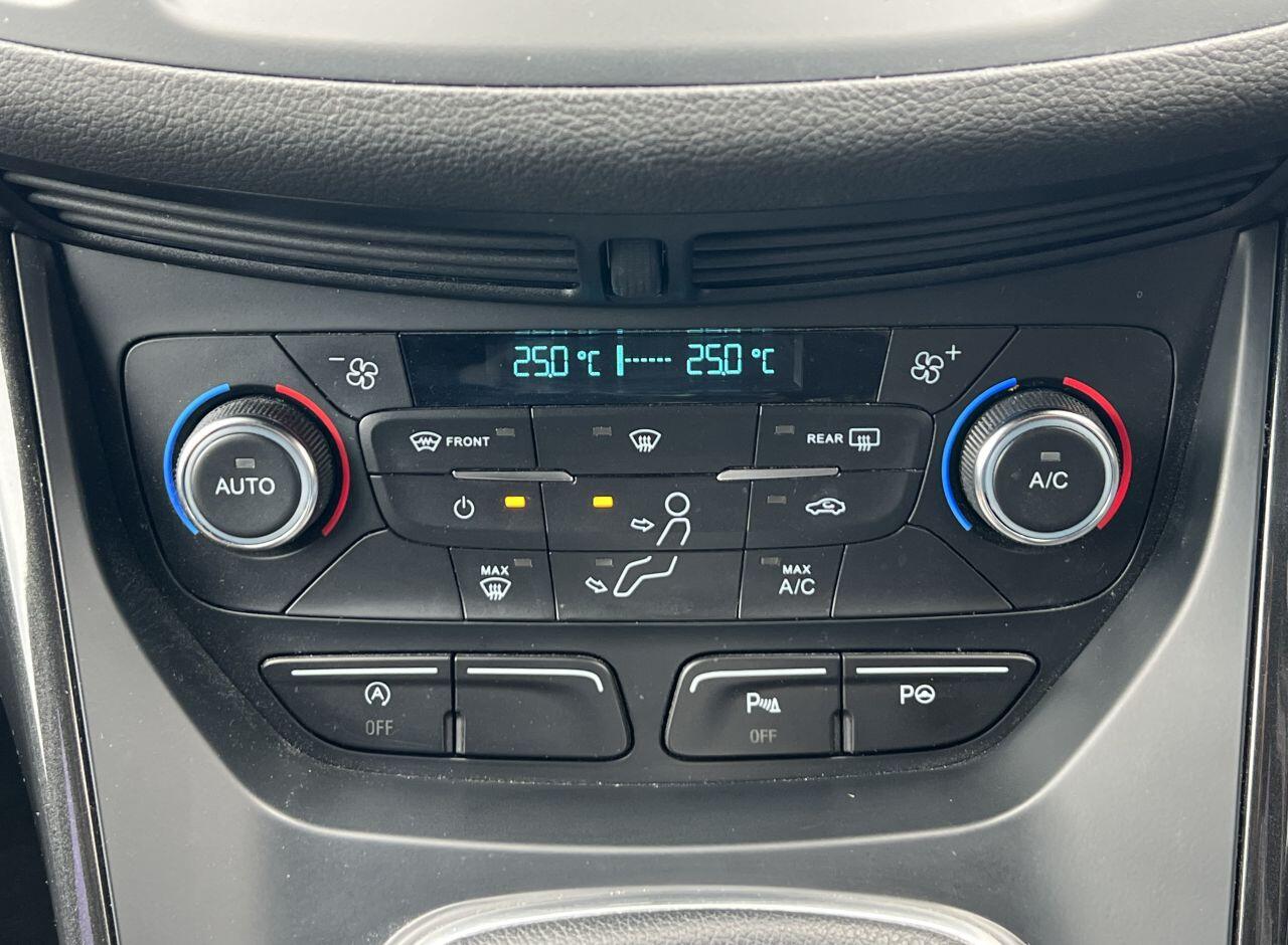Ford Kuga view 35