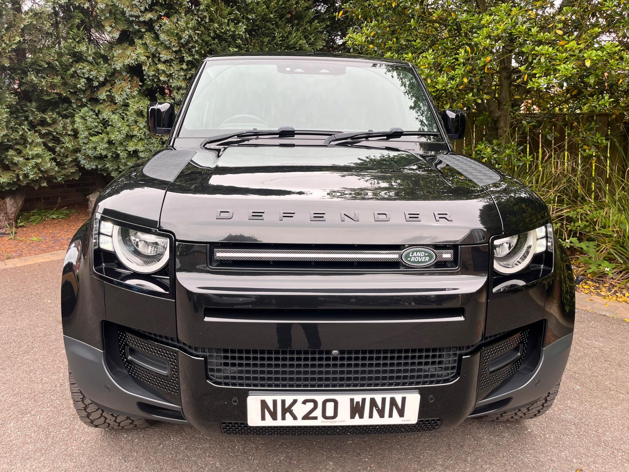 Land Rover Defender view 23