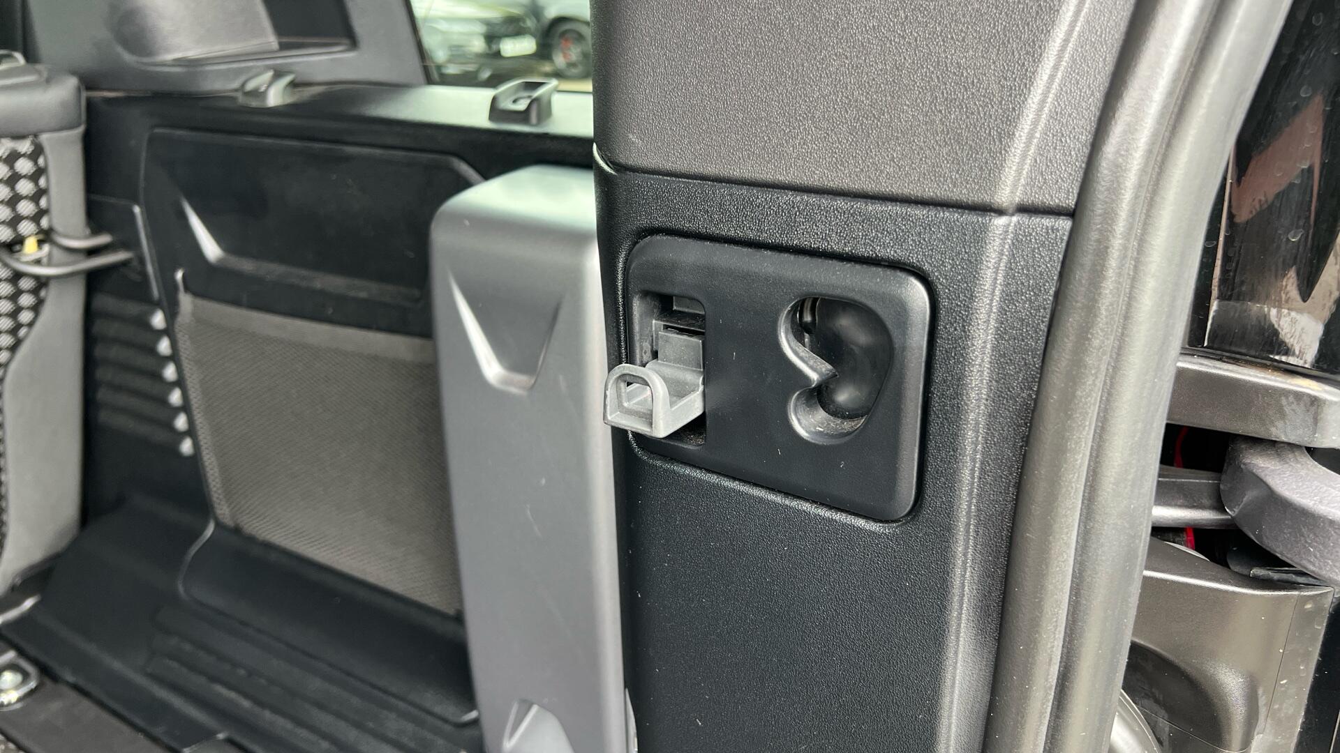Land Rover Defender view 26