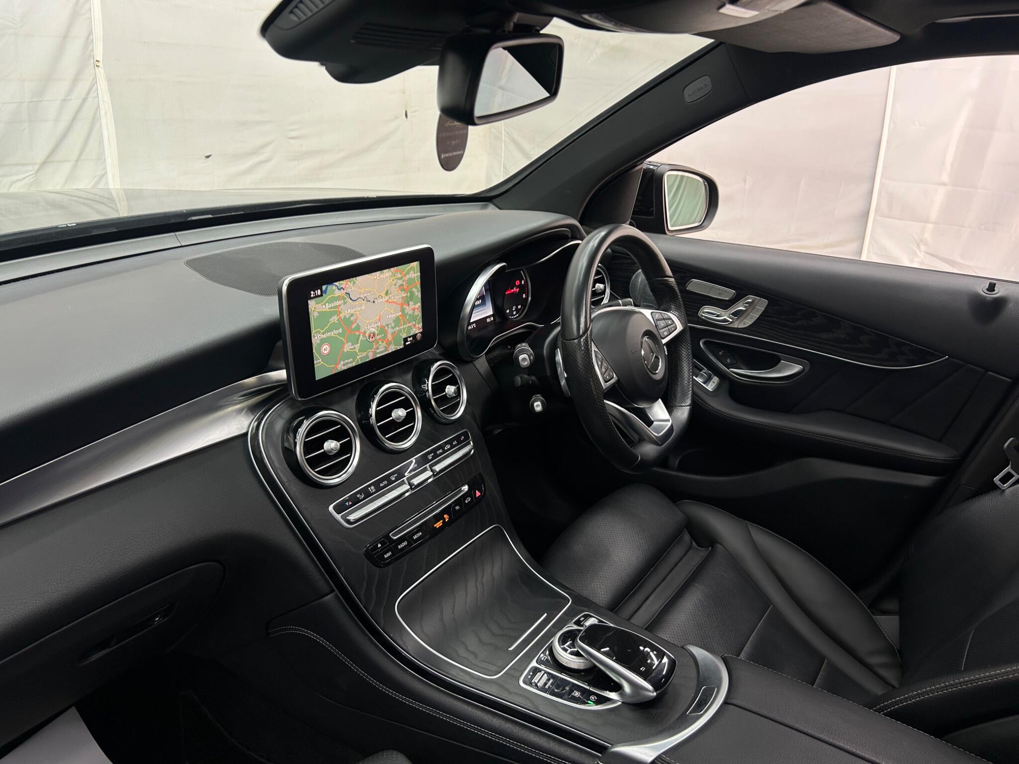 Mercedes-Benz GLC view 16