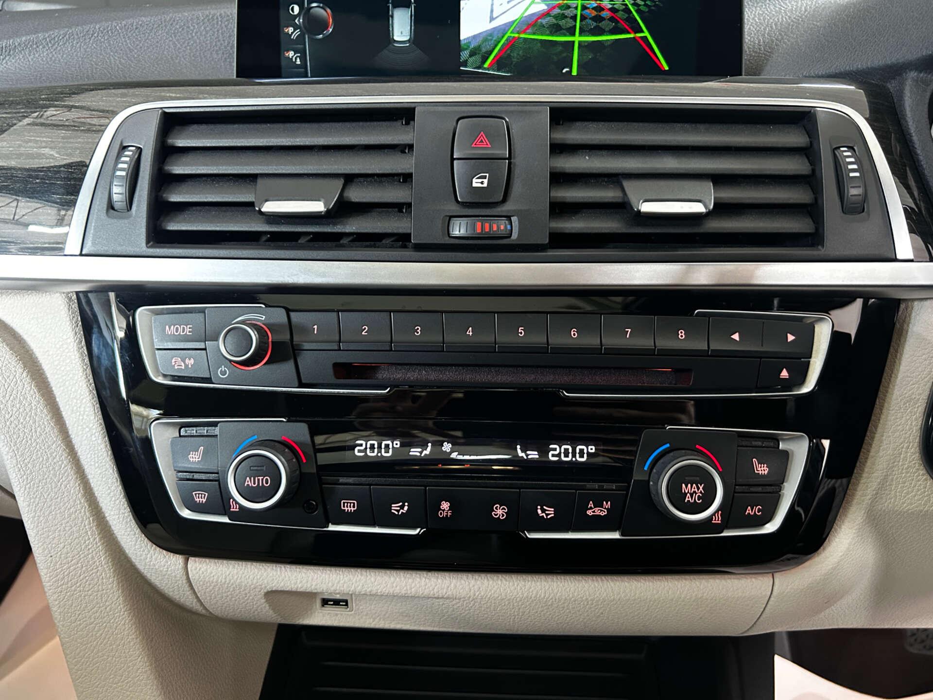 BMW 3 Series view 54