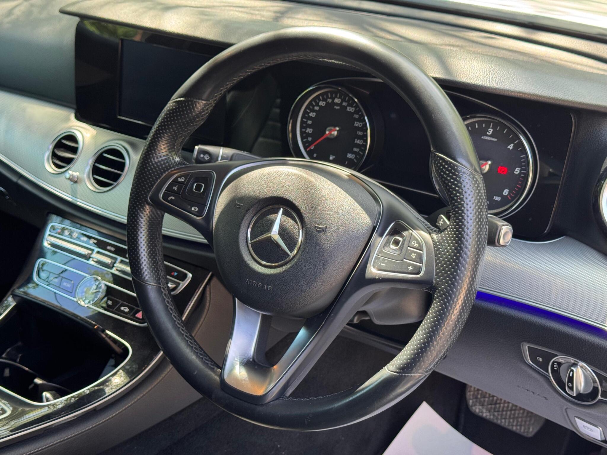 Mercedes-Benz E-Class view 11