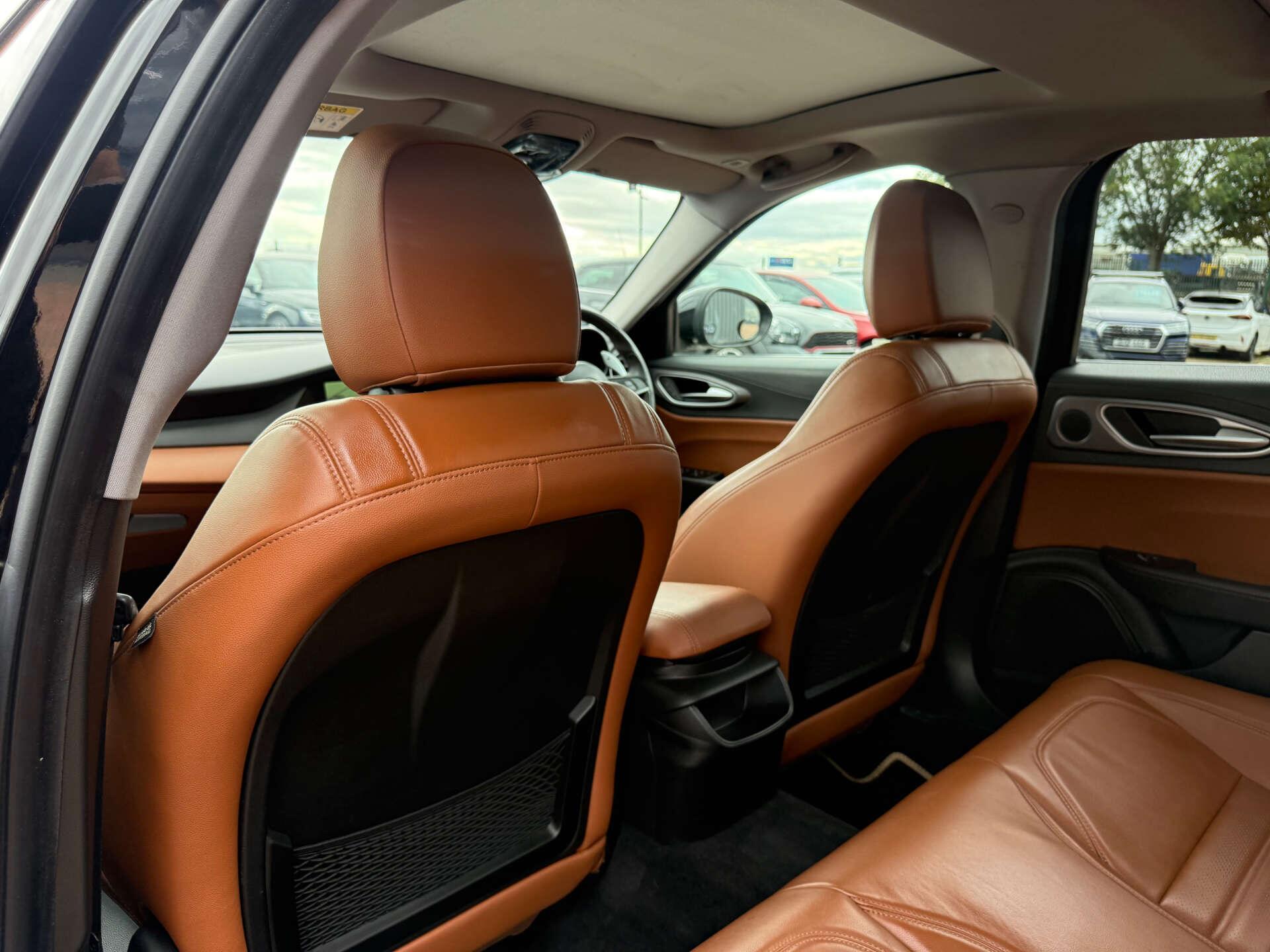 Alfa Romeo Giulia view 69
