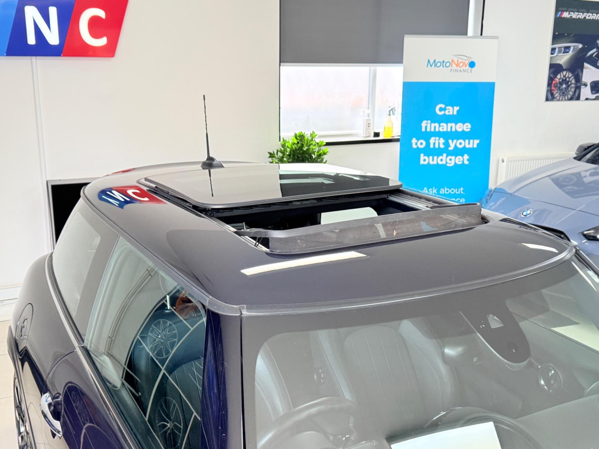 MINI Hatch view 53