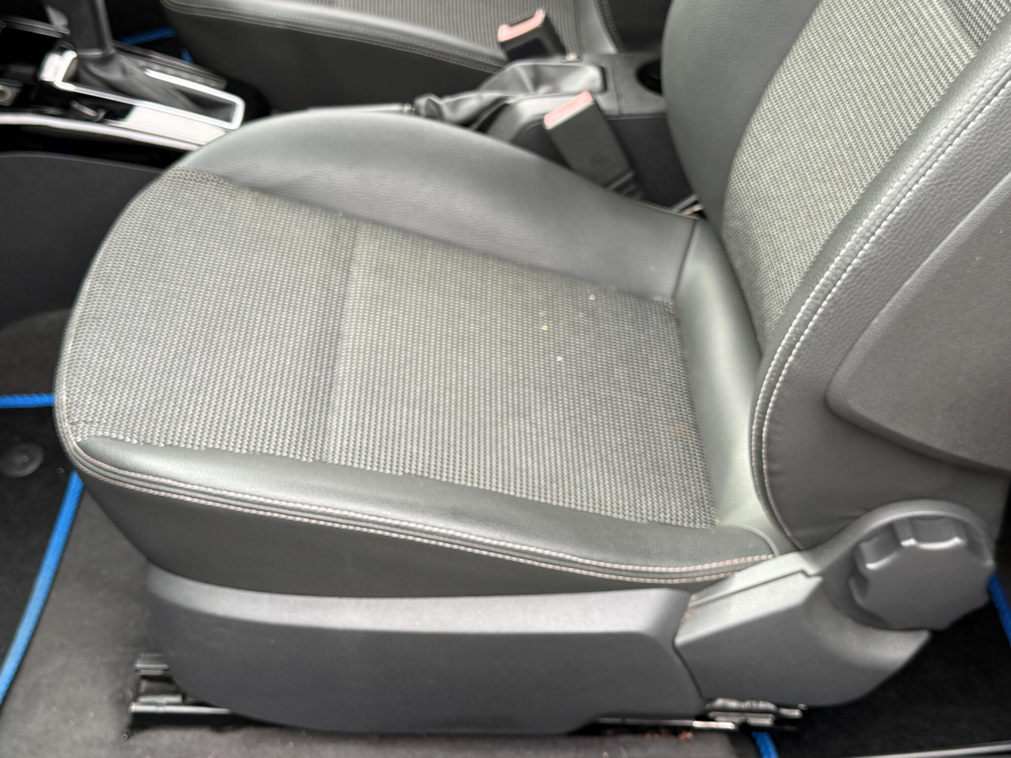Vauxhall Astra - Image 38