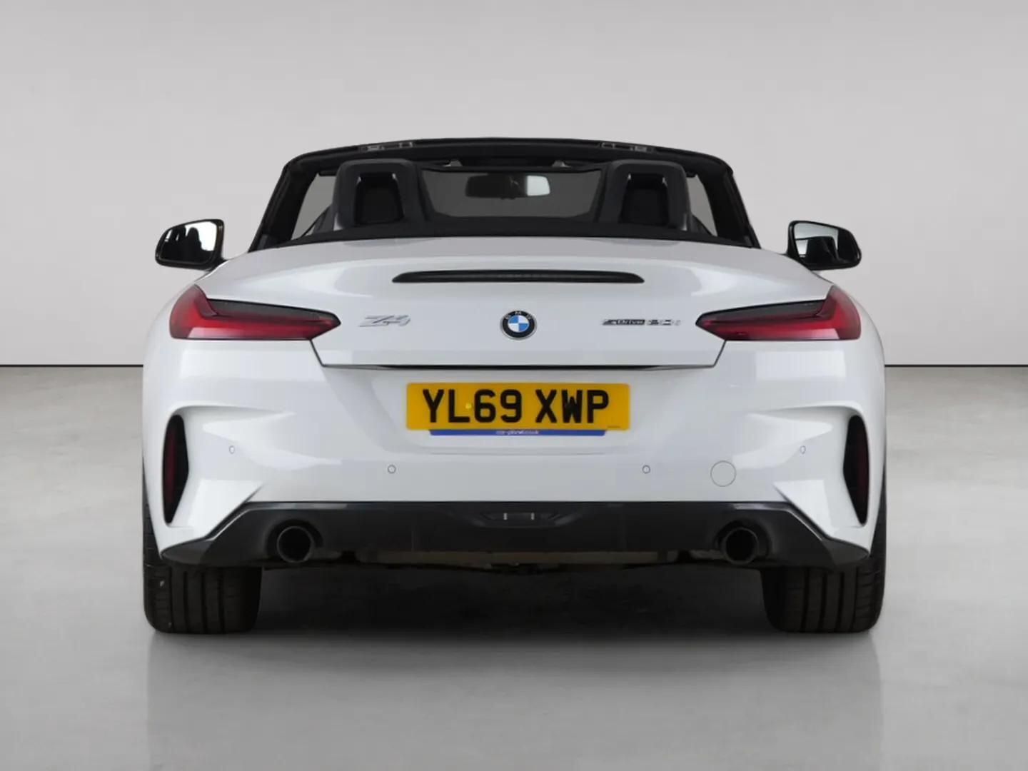 BMW Z4 view 8