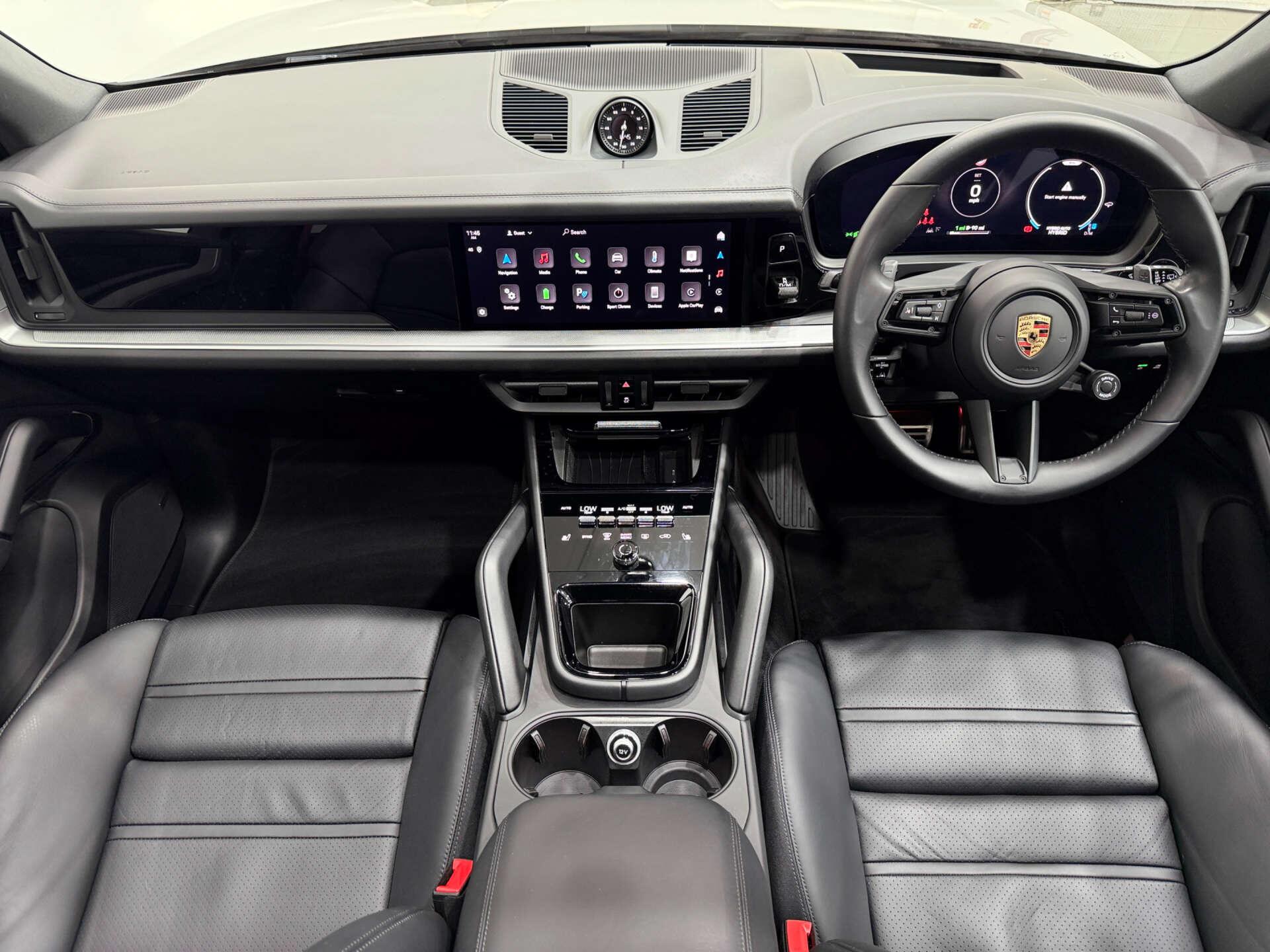 Porsche Cayenne view 18