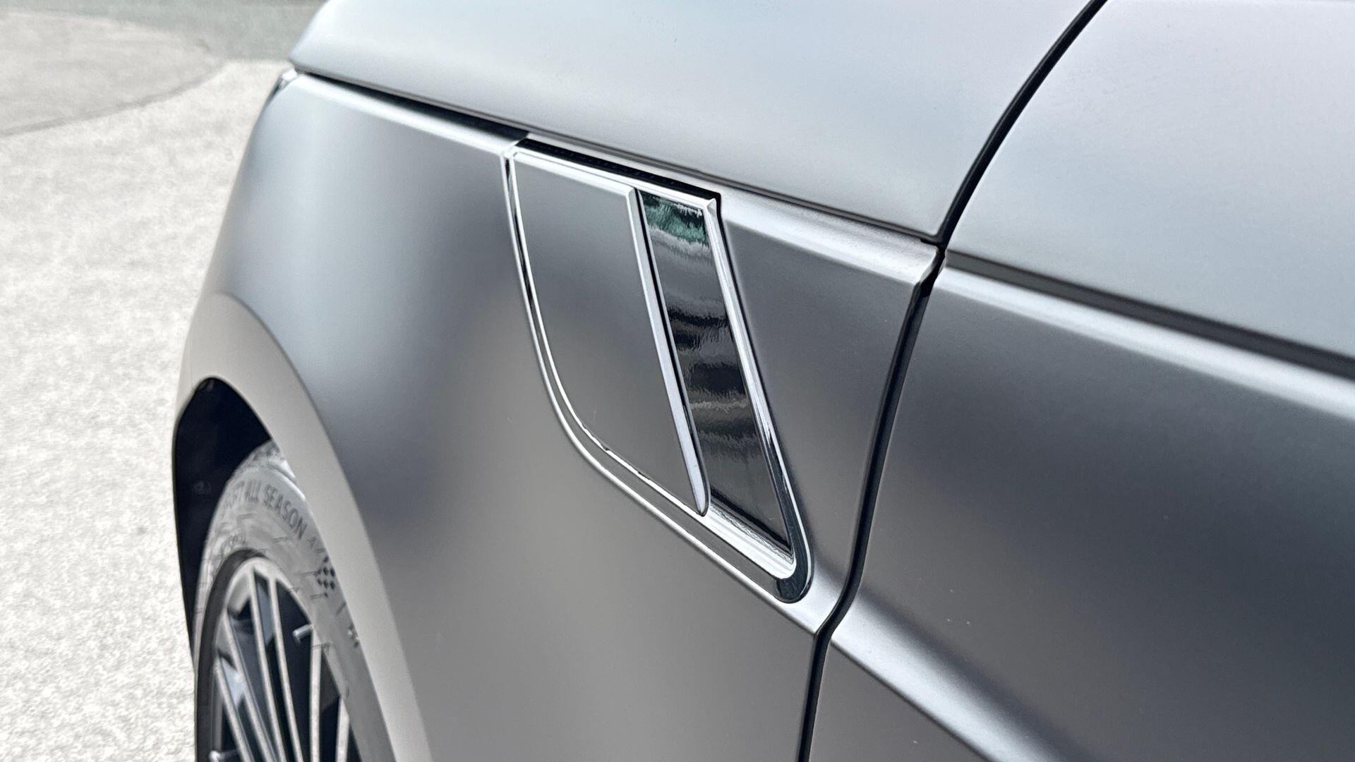 Land Rover Range Rover Sport view 24
