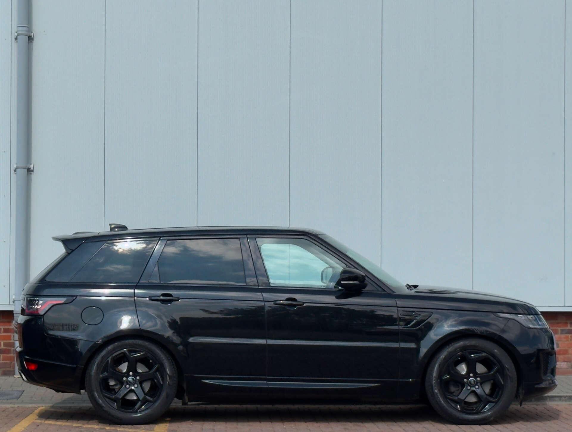 Land Rover Range Rover Sport view 8