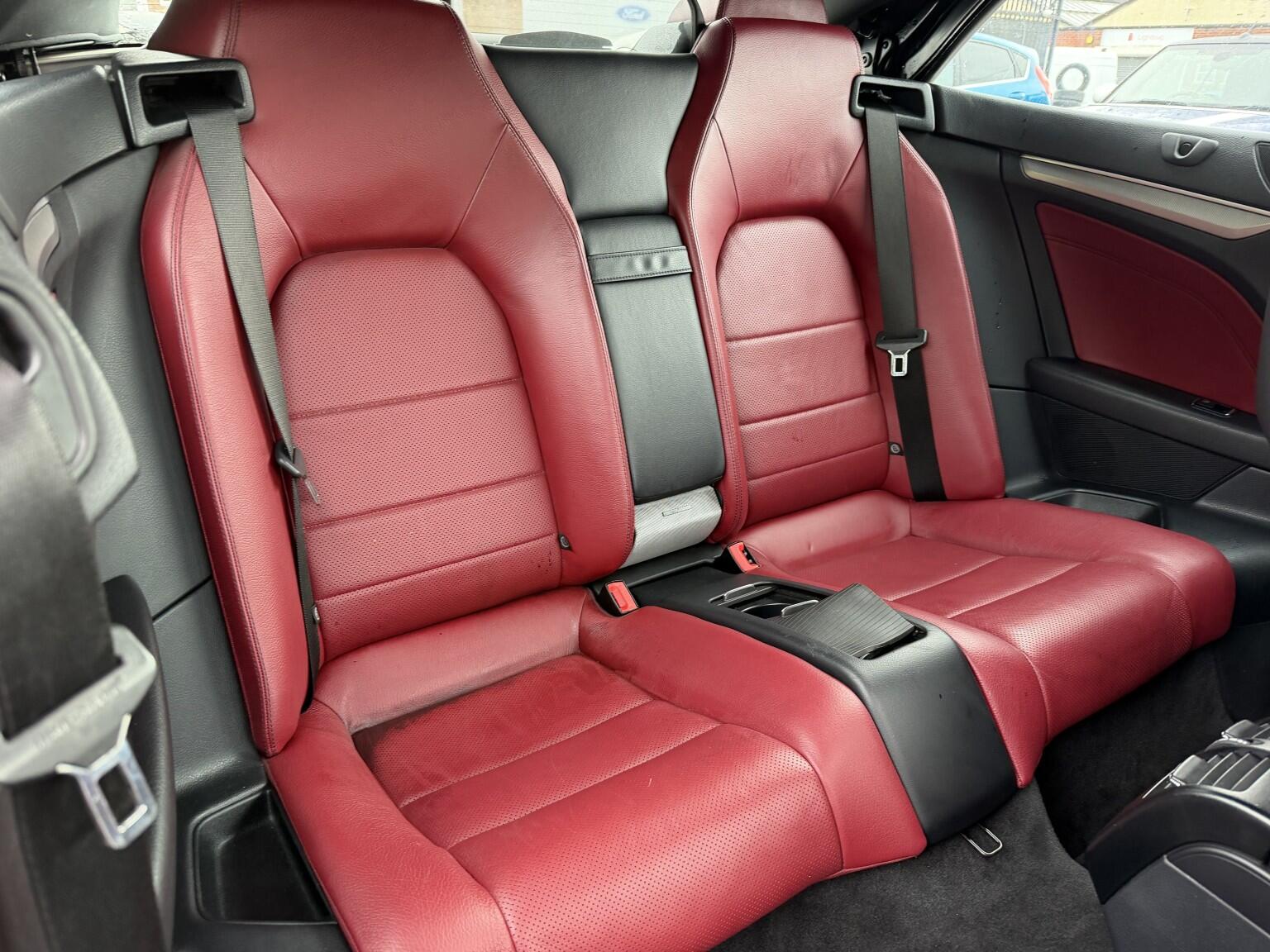 Mercedes-Benz E-Class view 28