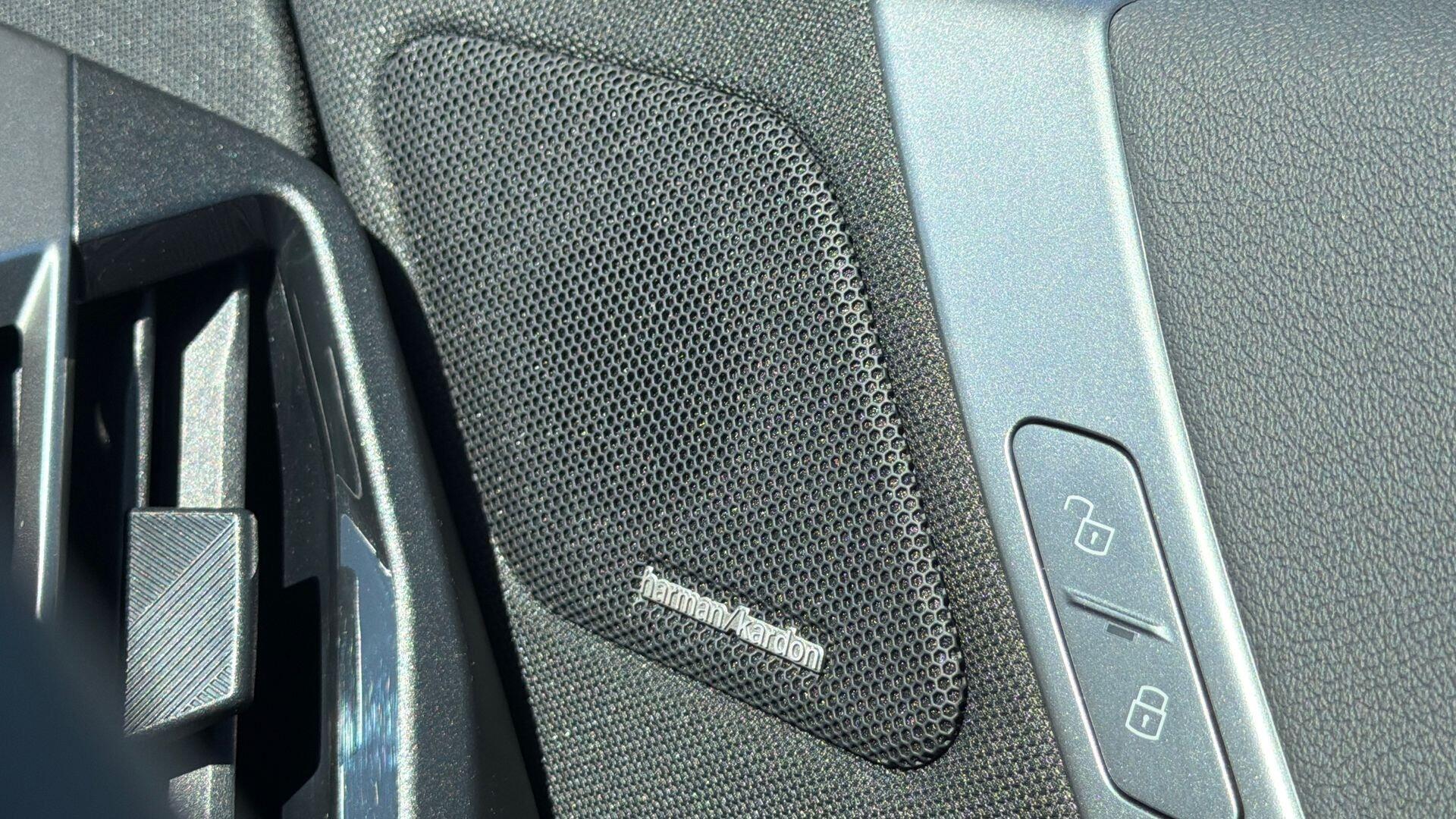 BMW Ix view 20