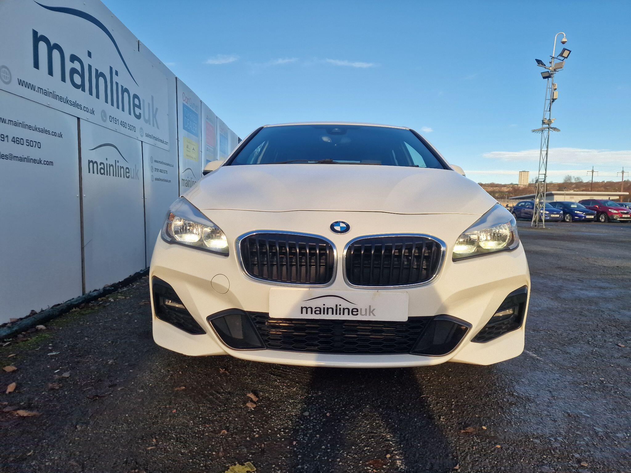 BMW 2 Series view 8