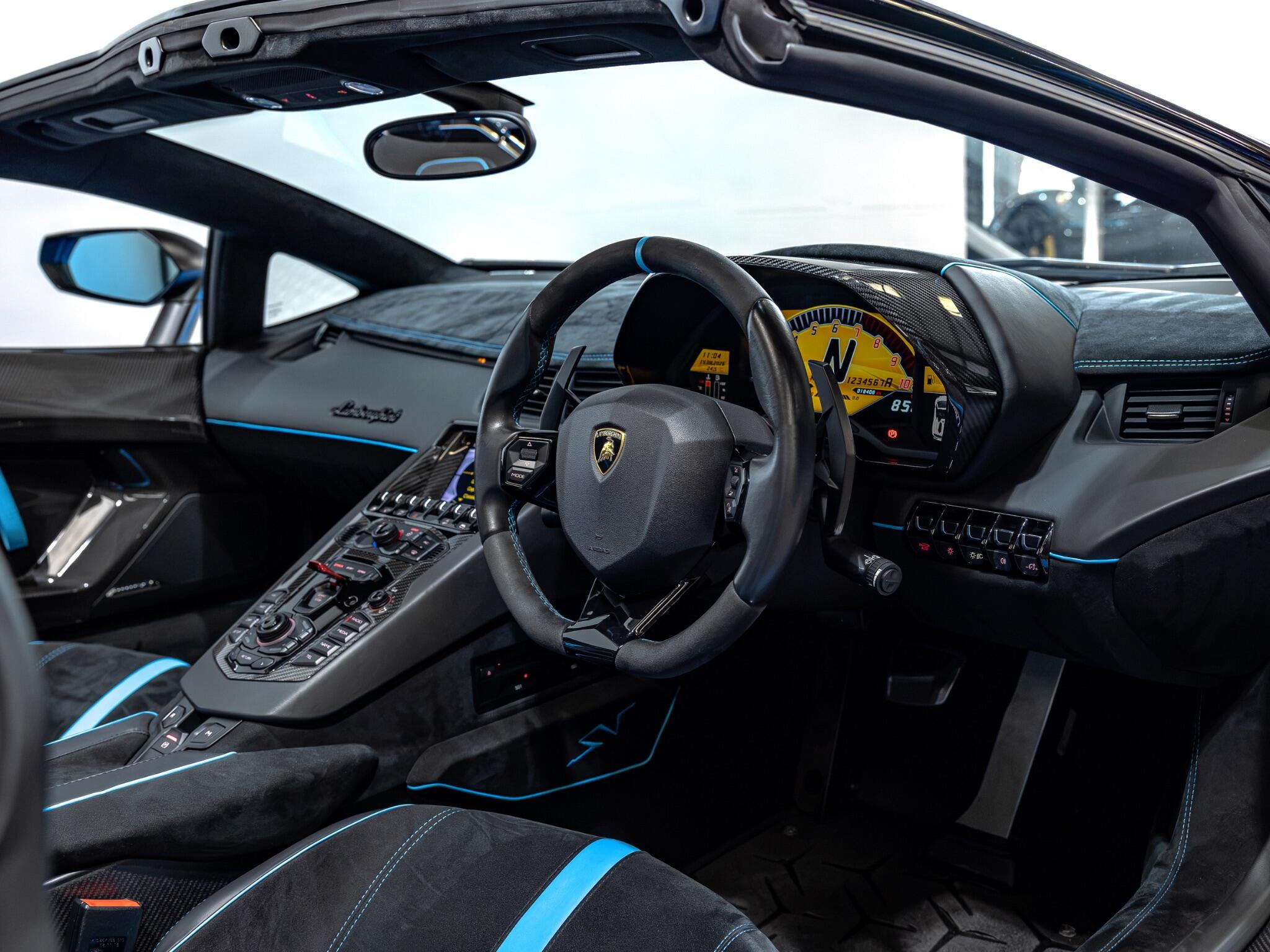 Lamborghini Aventador view 33