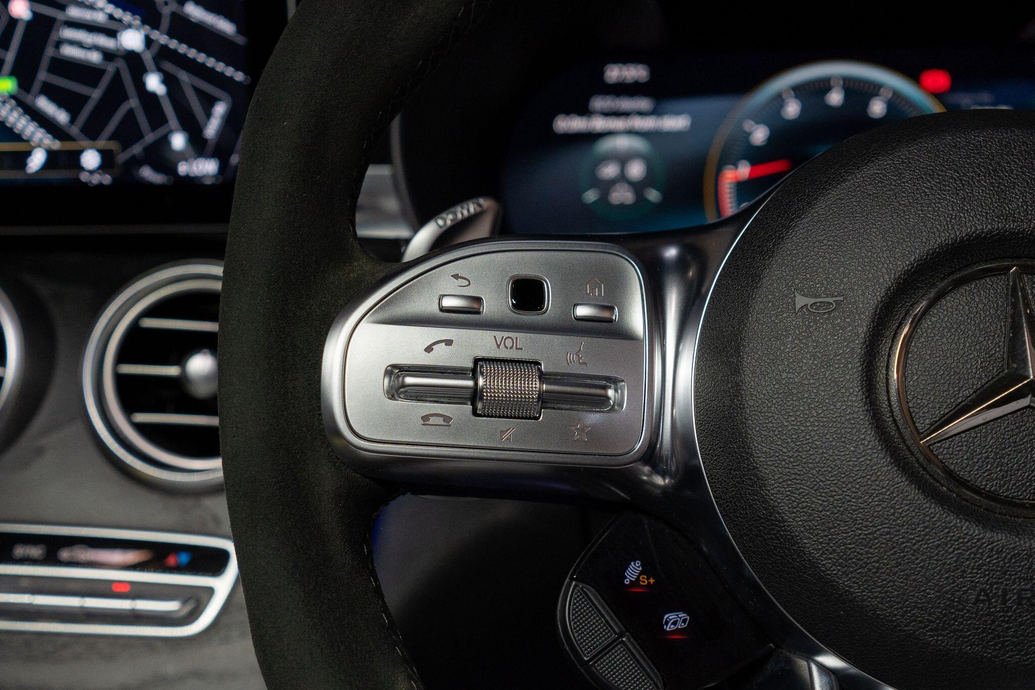 Mercedes-Benz GLC view 31