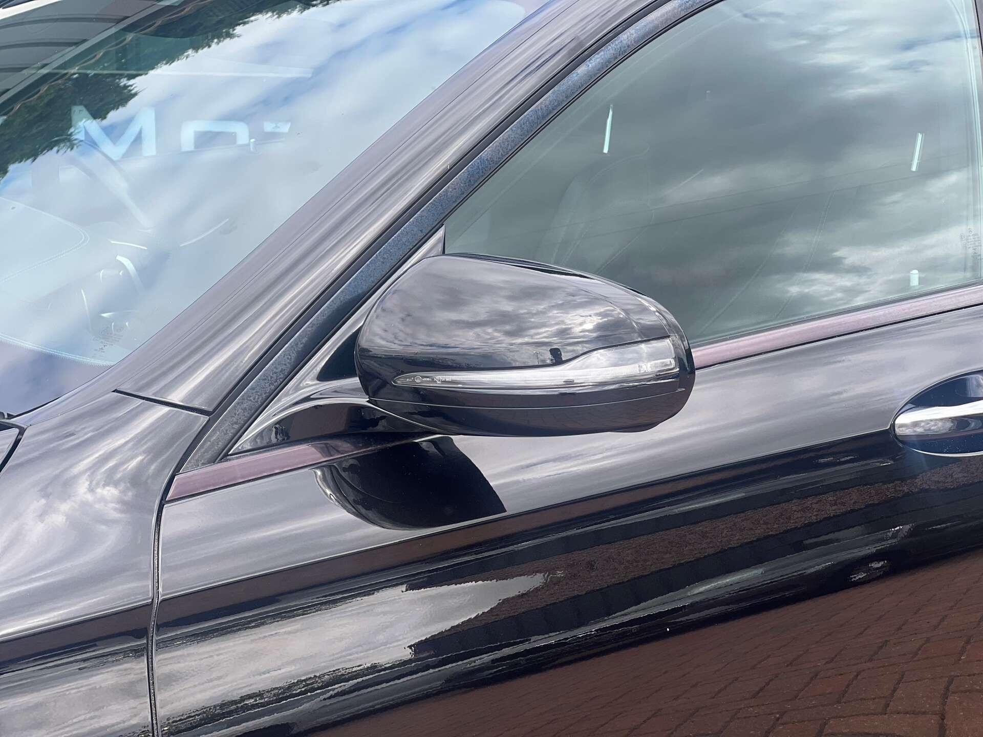 Mercedes-Benz E-Class view 15