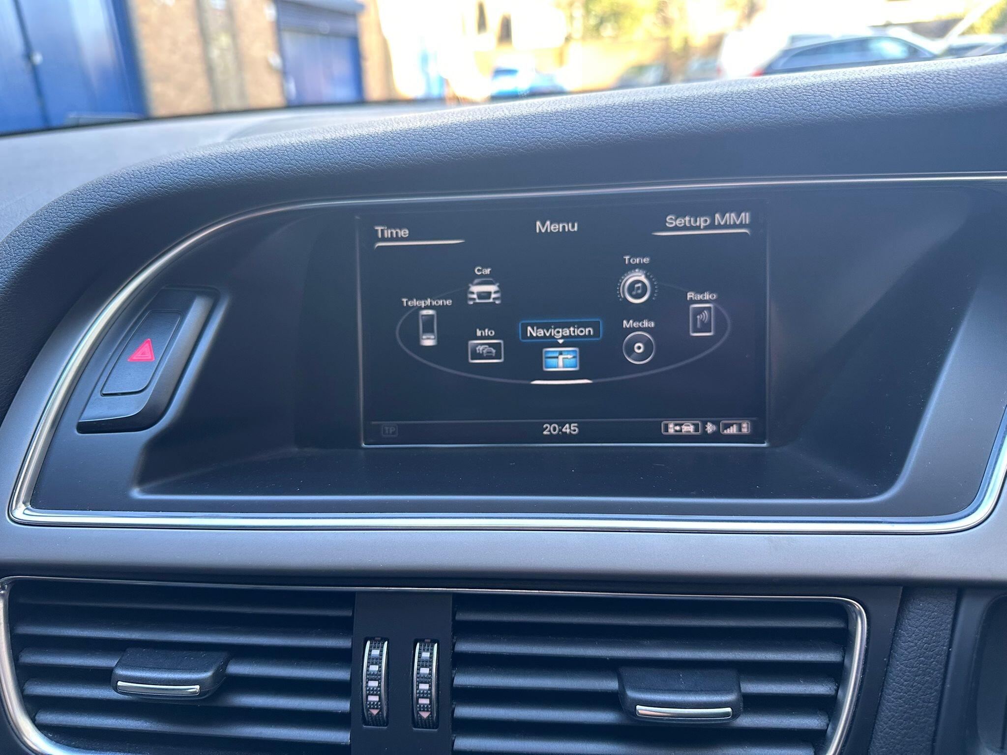 Audi A4 Avant view 38