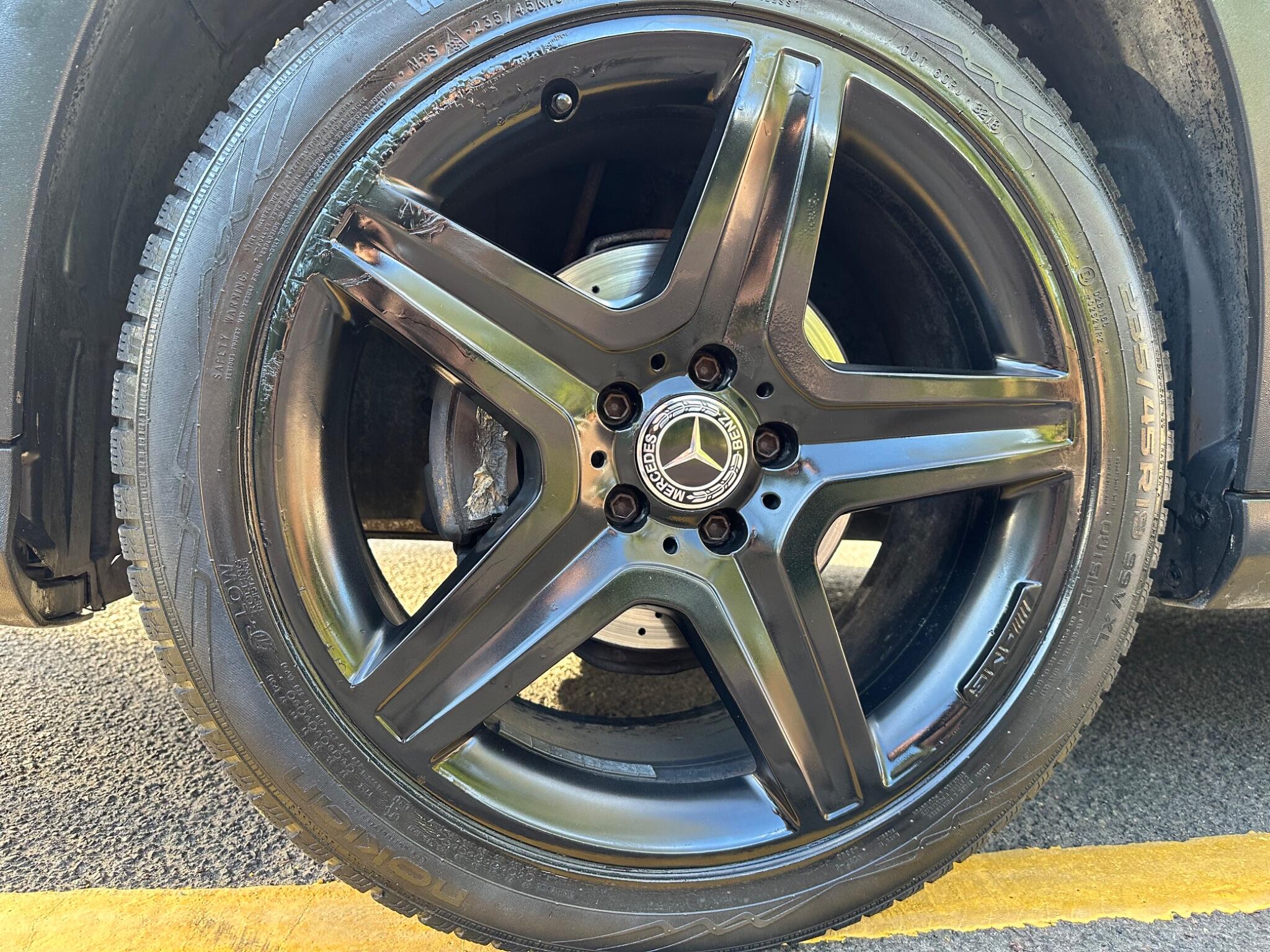 Mercedes-Benz Gla view 21