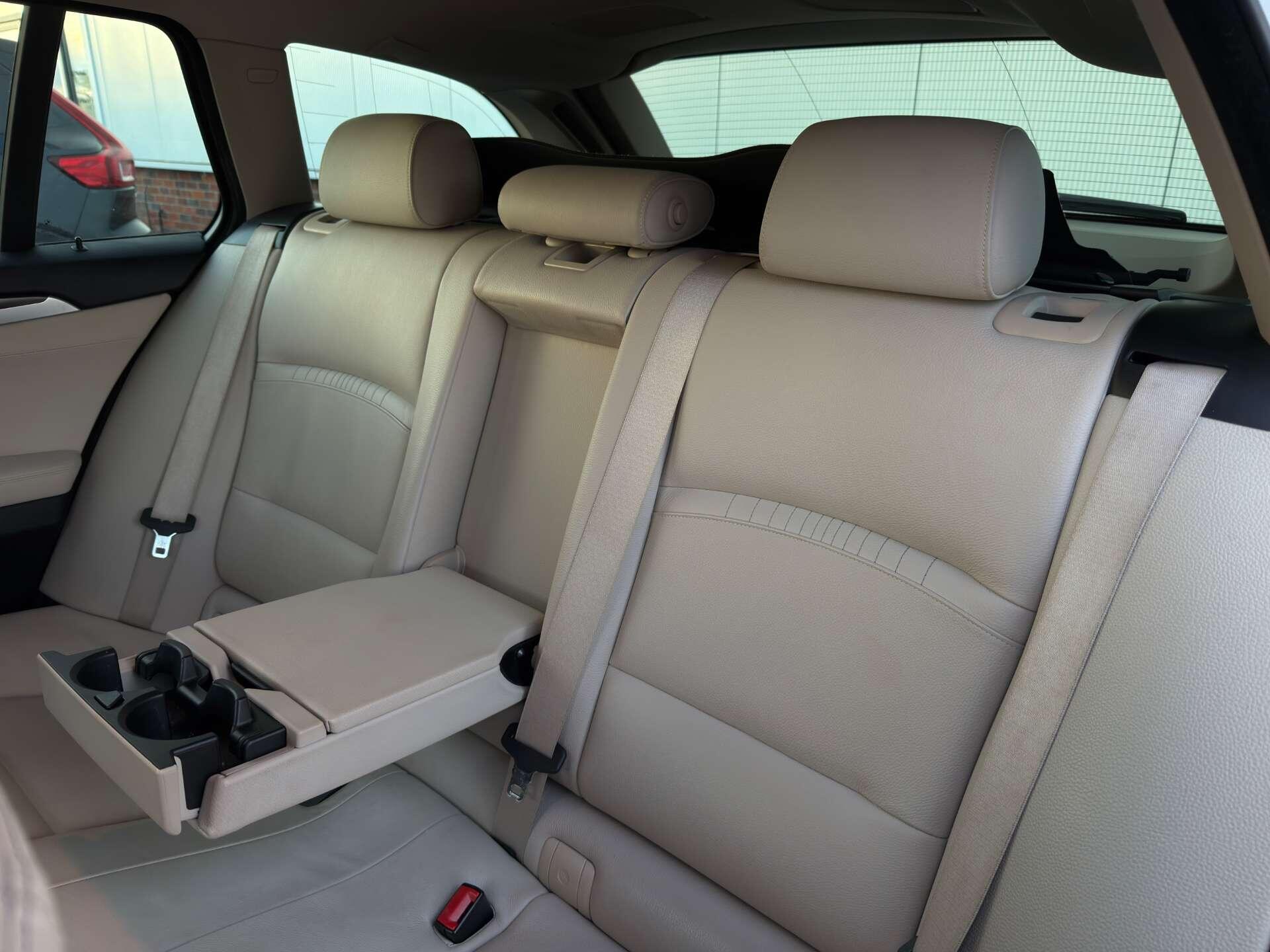 BMW 5 Series view 55