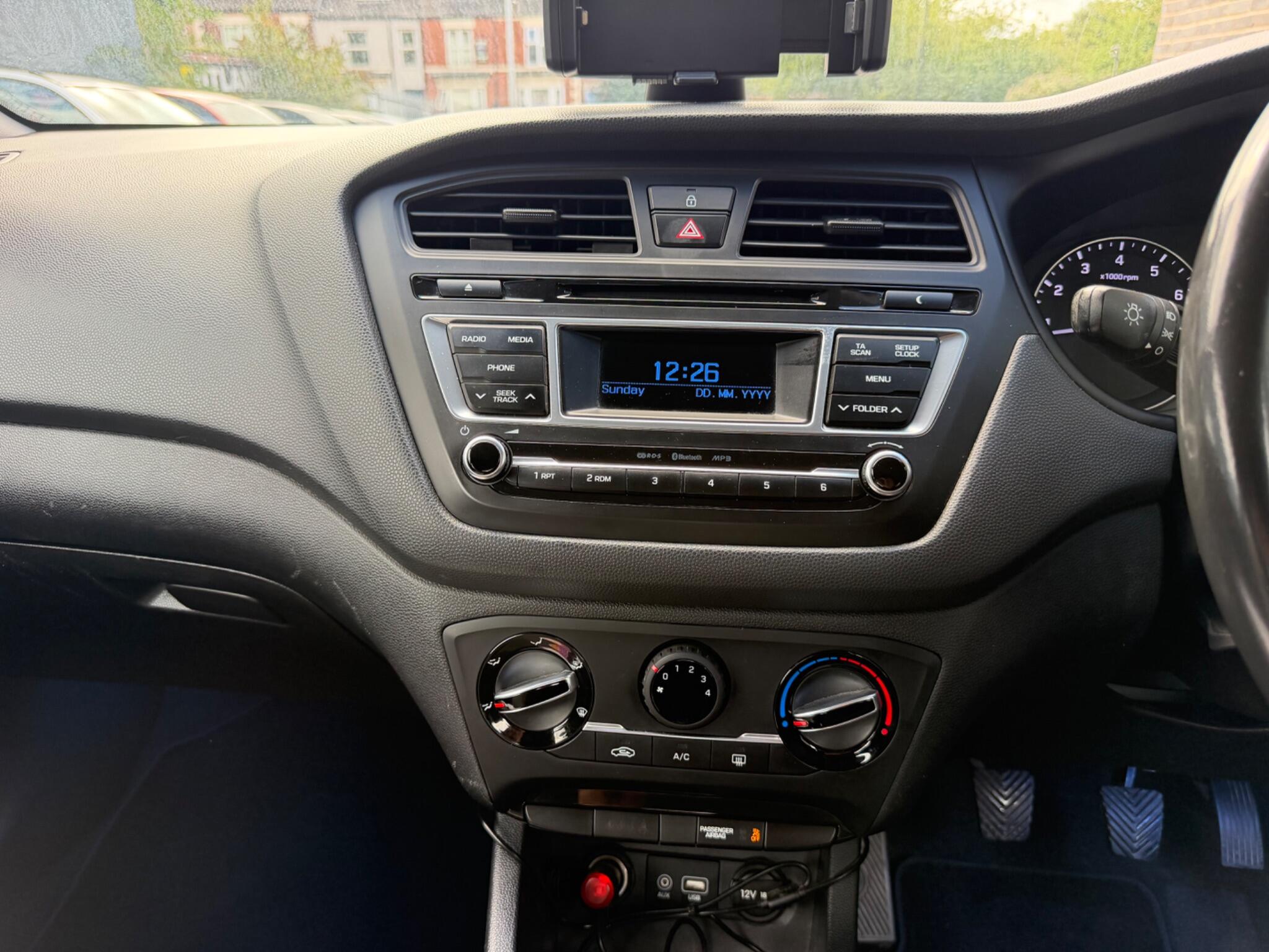 Hyundai I20 view 26