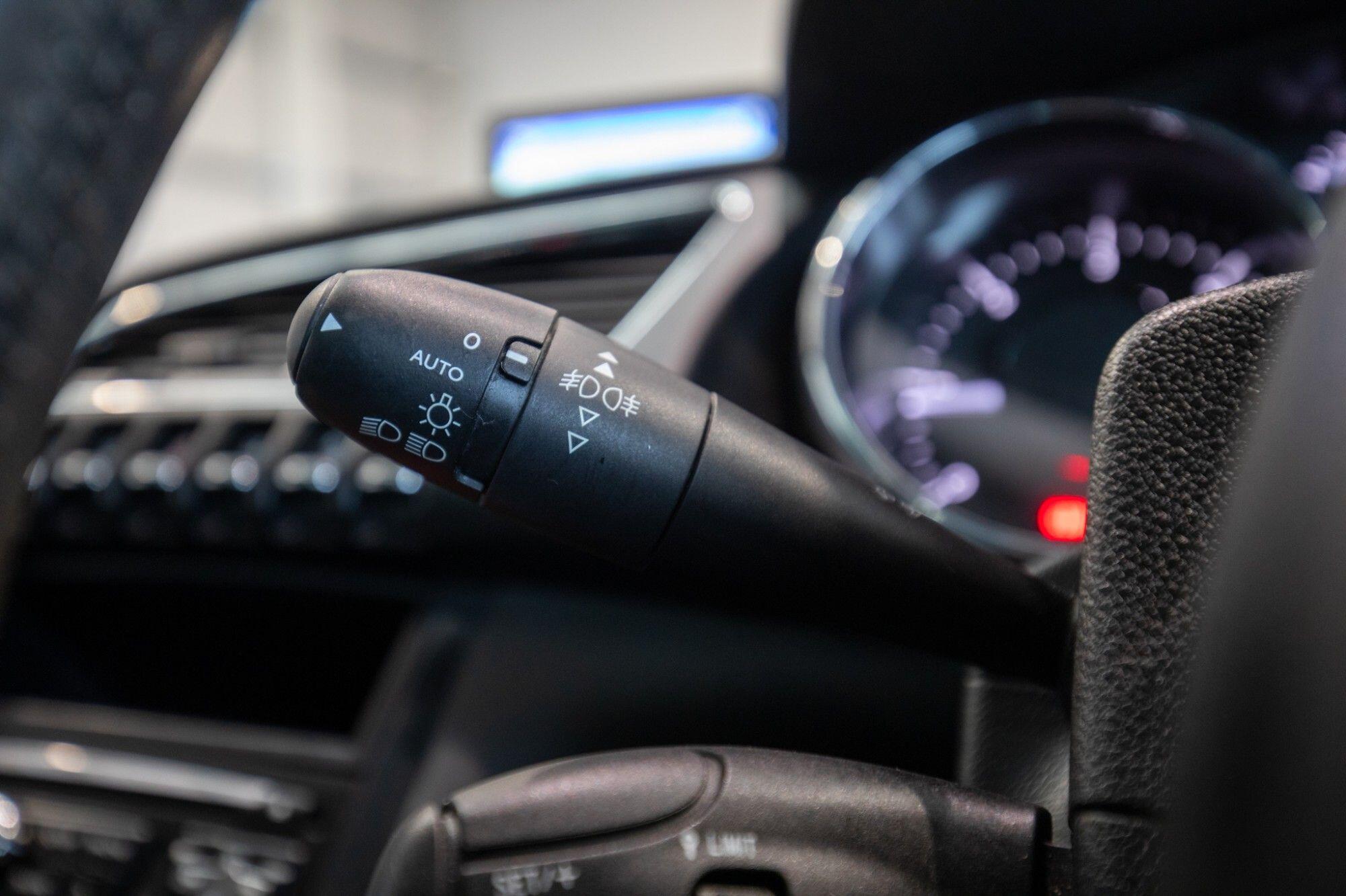 Peugeot 3008 view 19