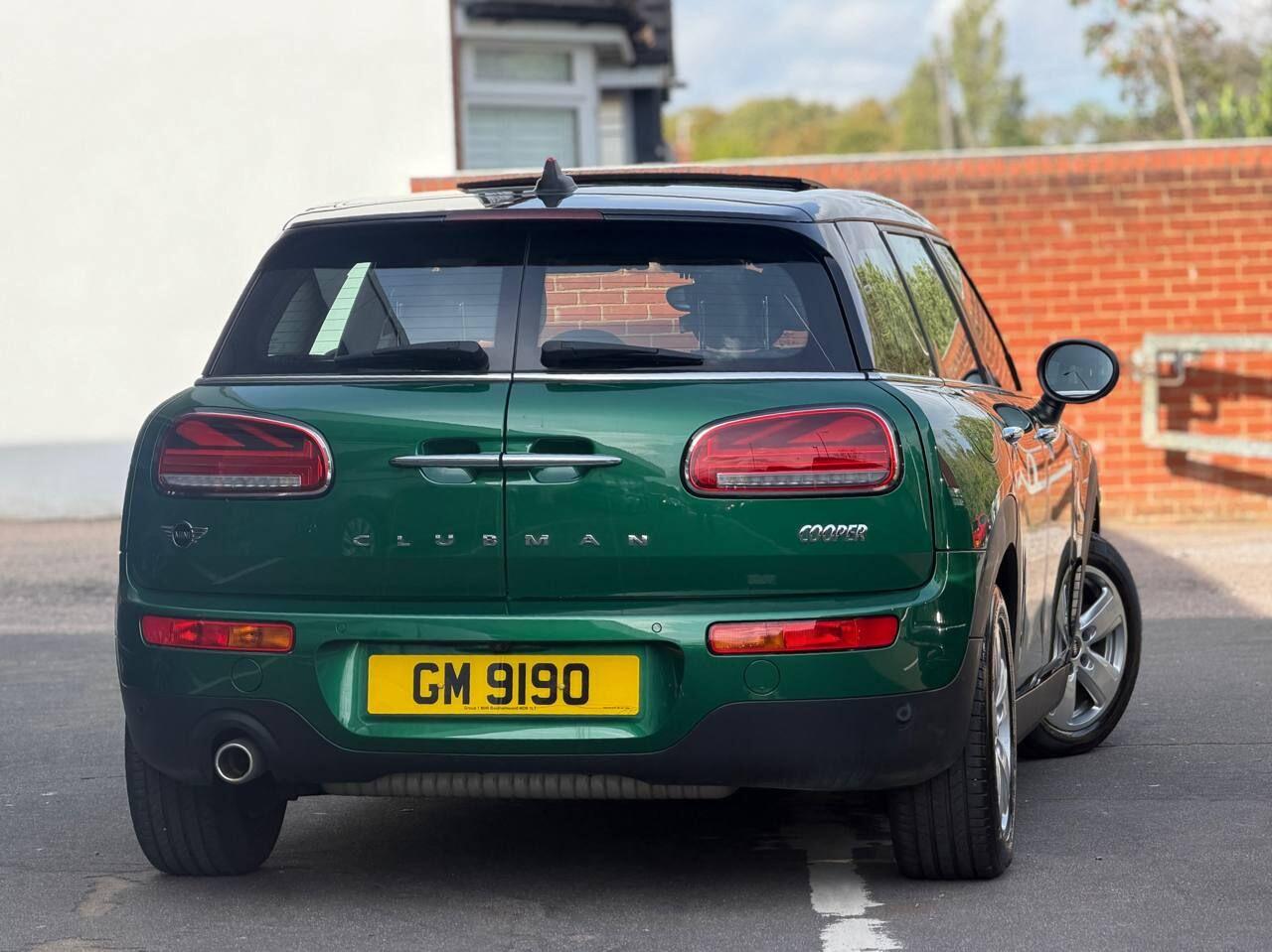 MINI Clubman view 56