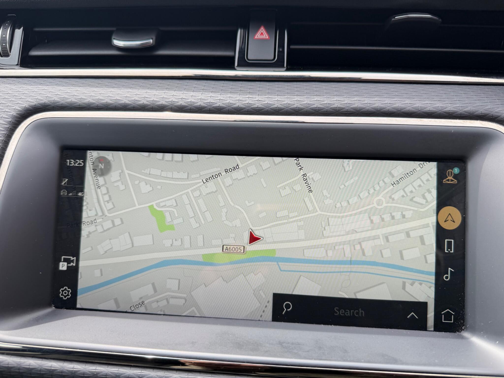Land Rover Range Rover Evoque view 47