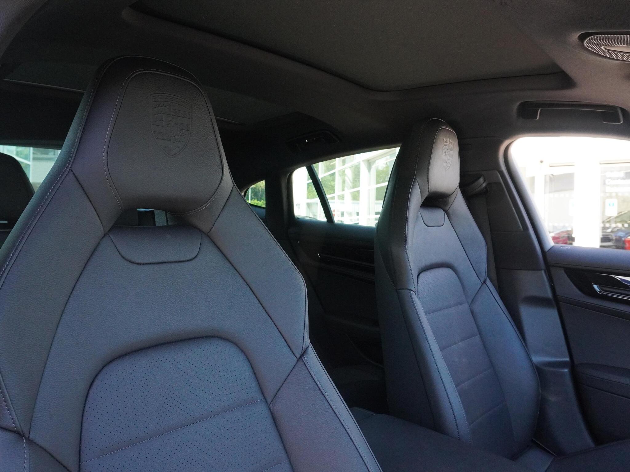 Porsche Panamera view 15