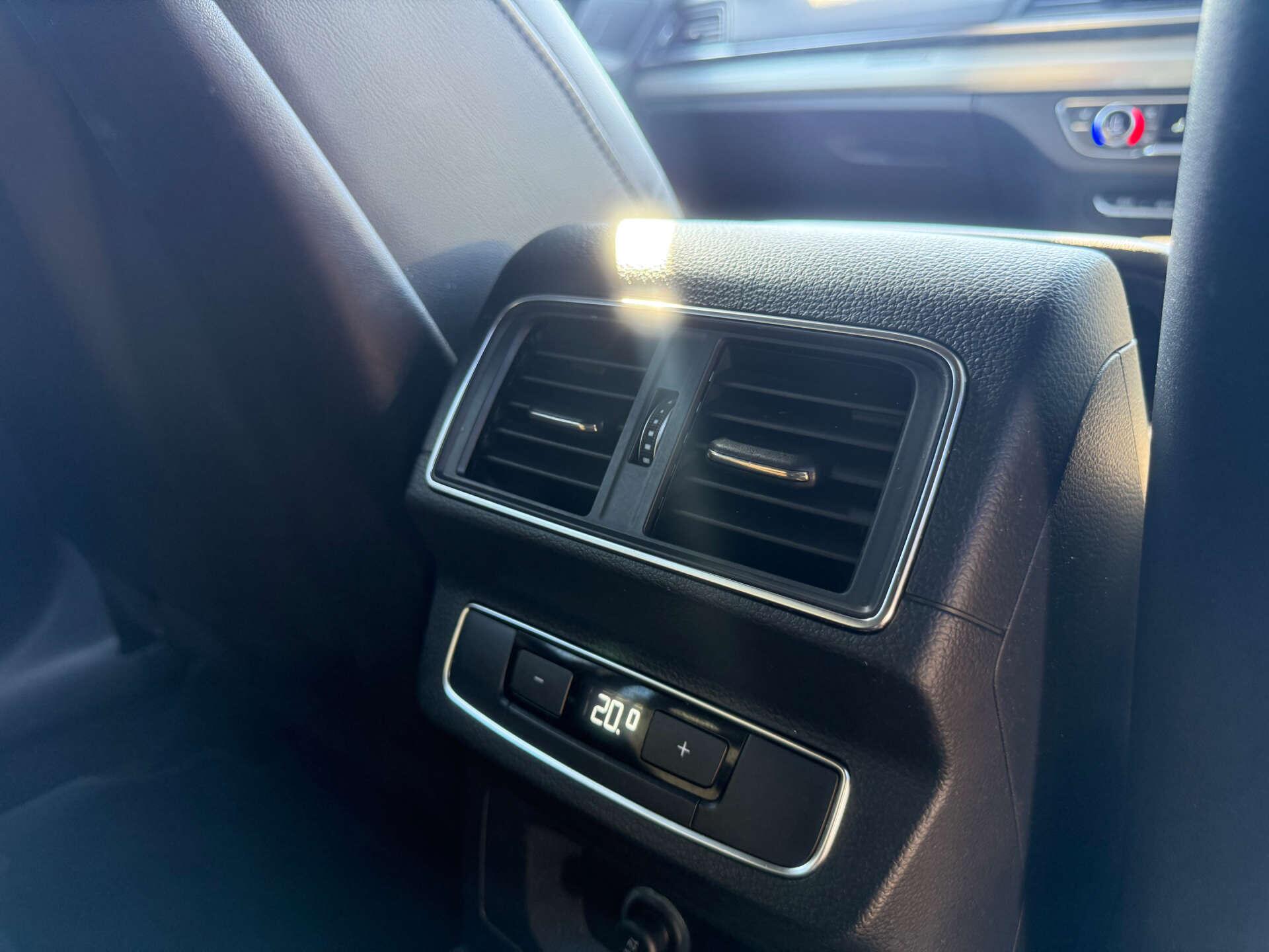 Audi Q5 view 75