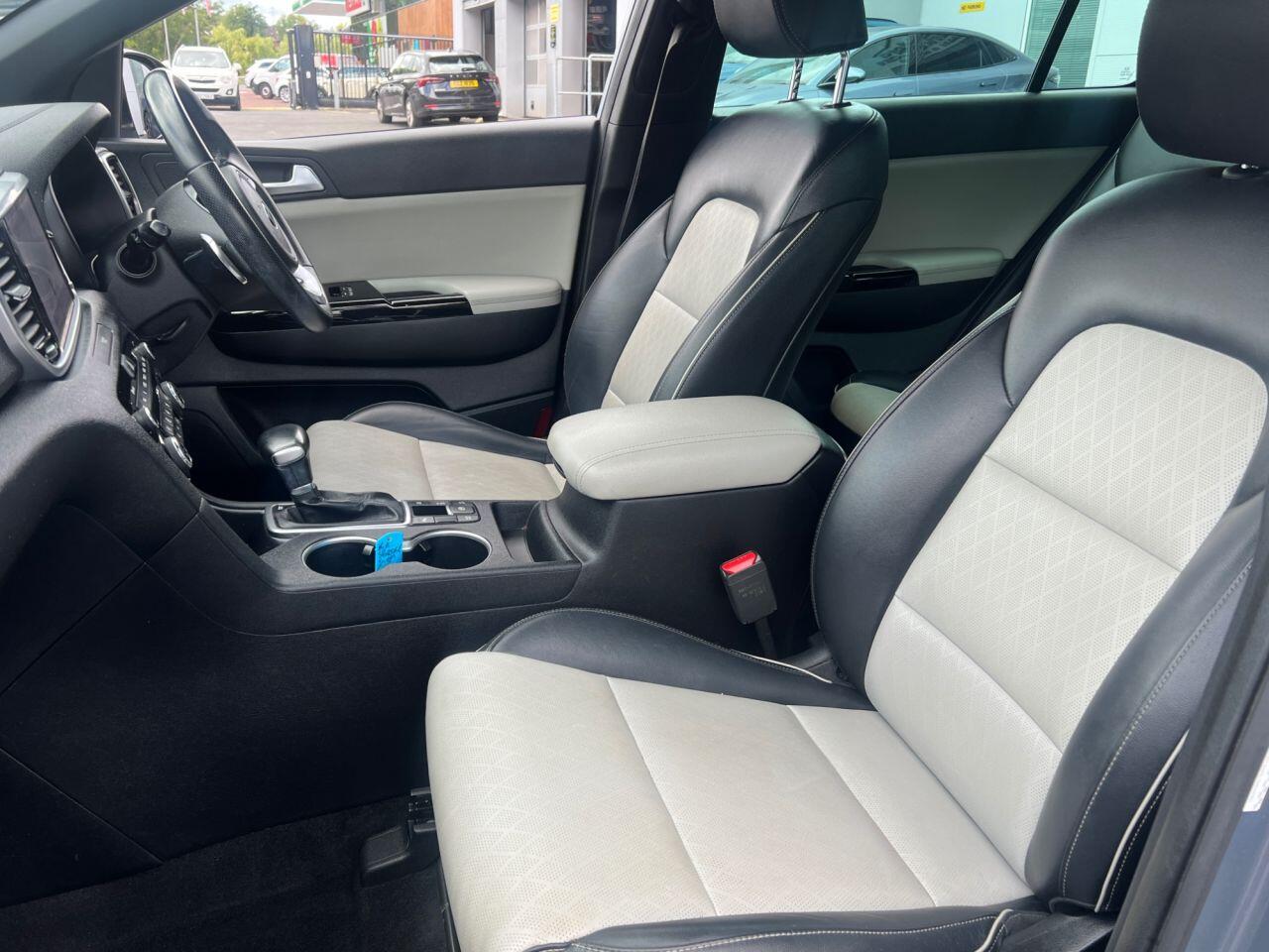 Kia Sportage view 9