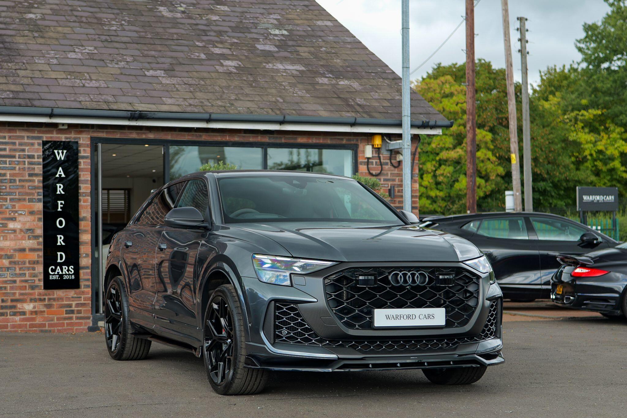 Audi RSQ8 main image