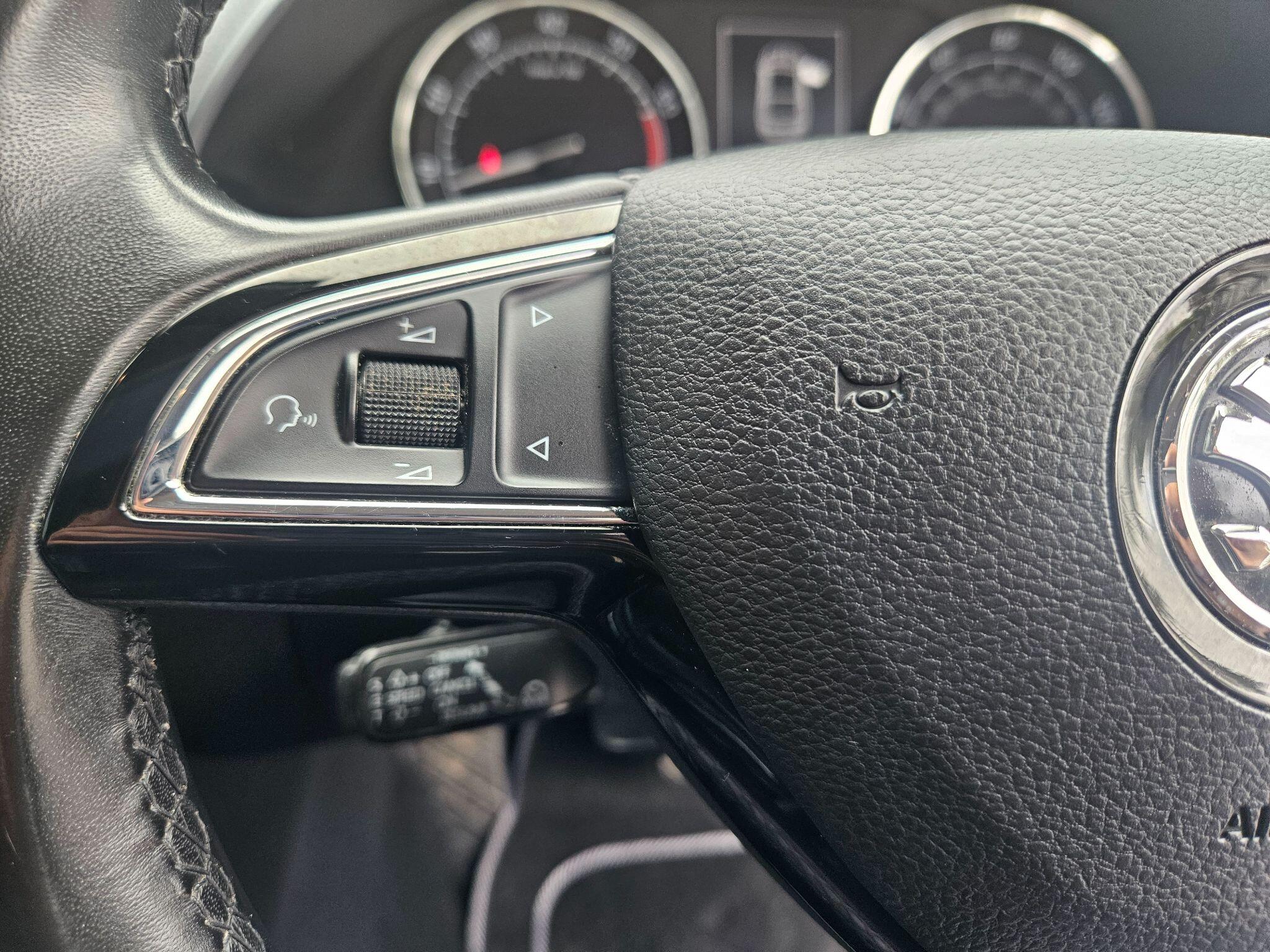 2019 Skoda Superb image 46