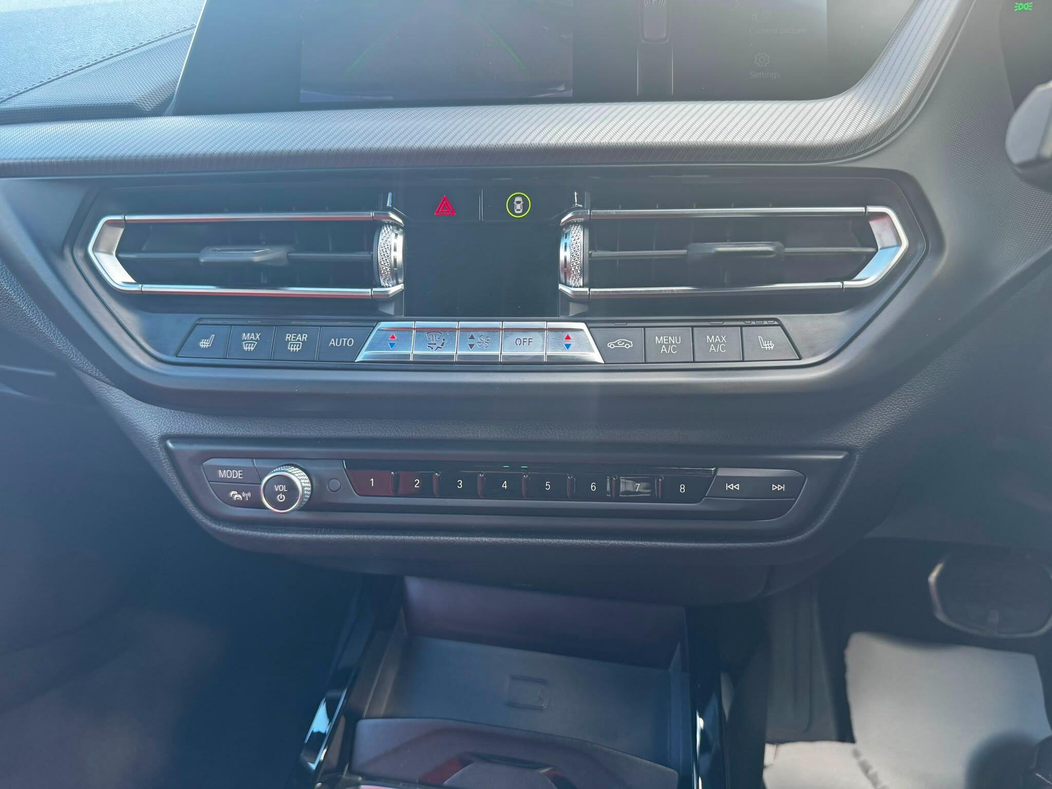 BMW 1 Series view 27