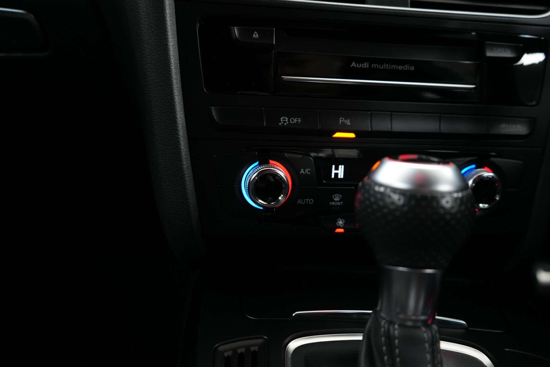 Audi RS4 view 37