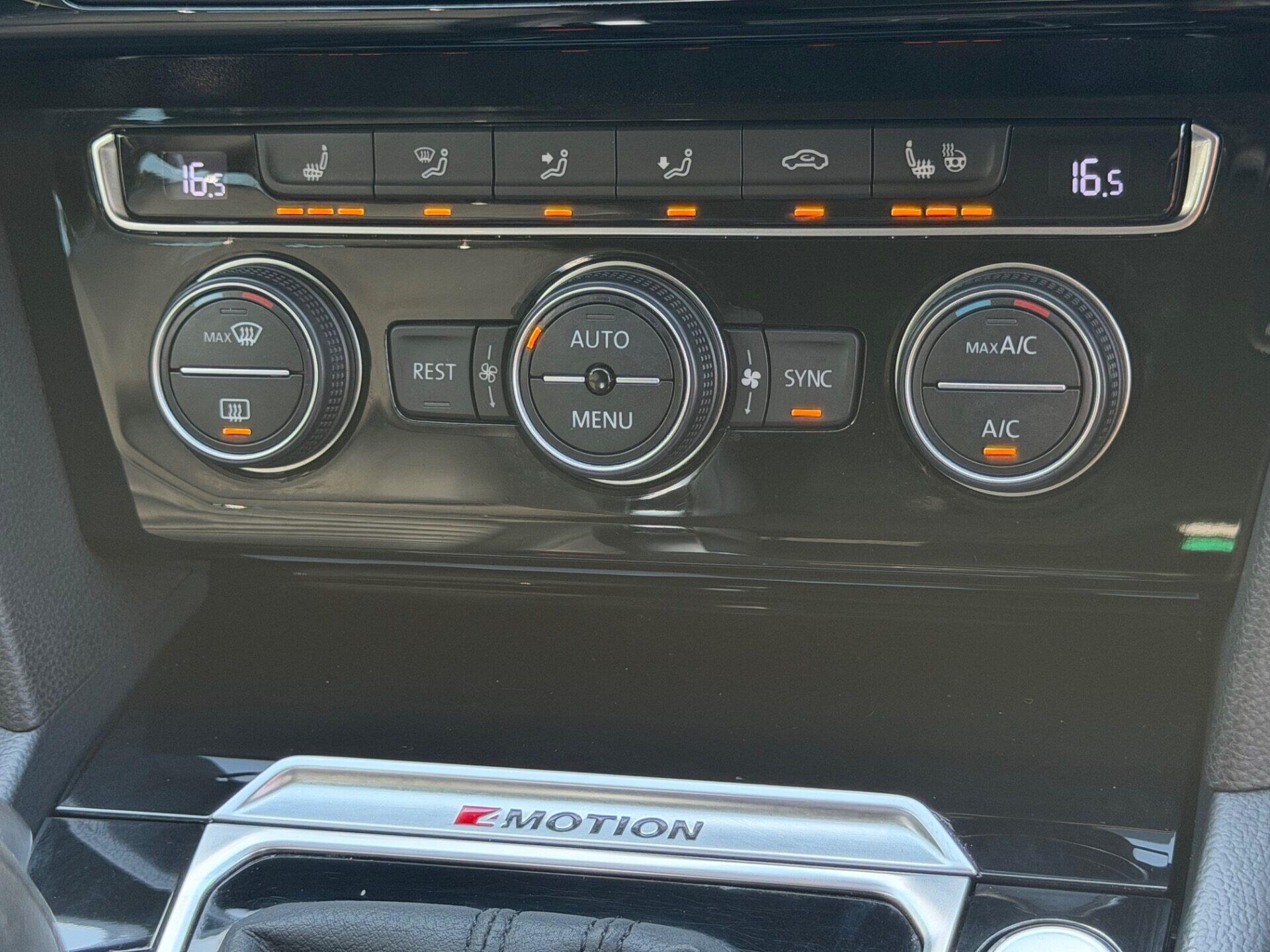 Volkswagen Passat view 37