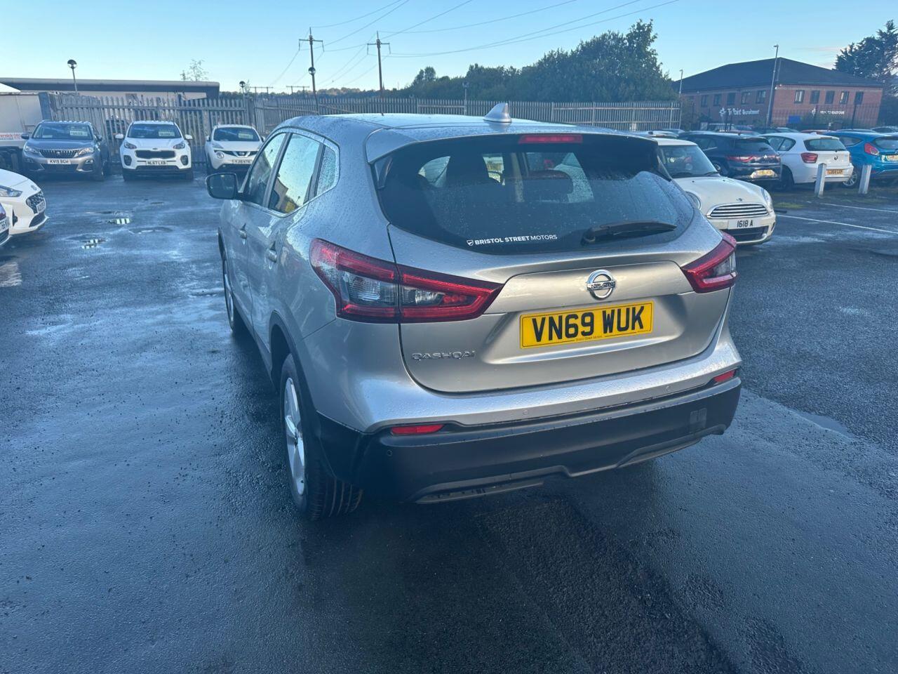 Nissan Qashqai view 22