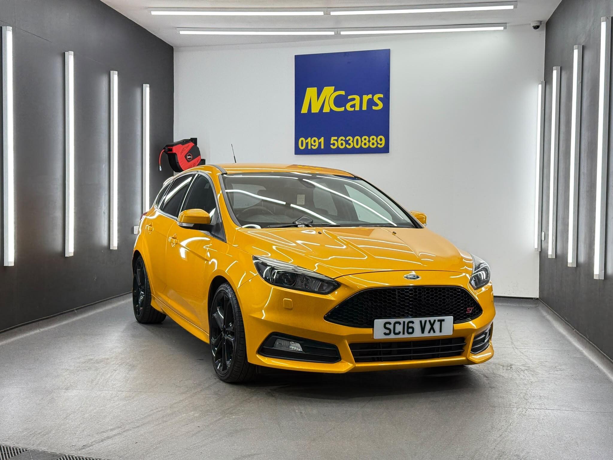 Ford Focus view 10