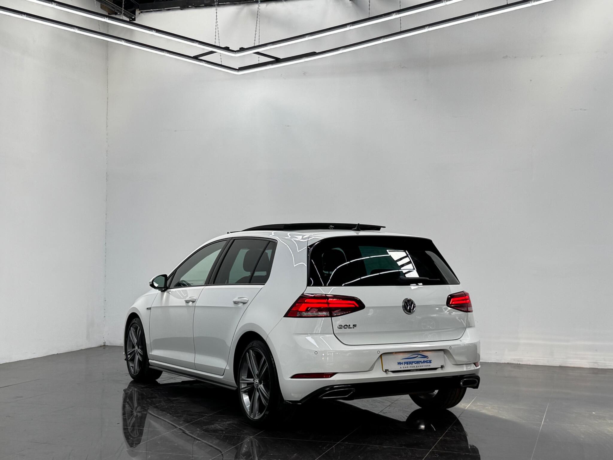 Volkswagen Golf view 27